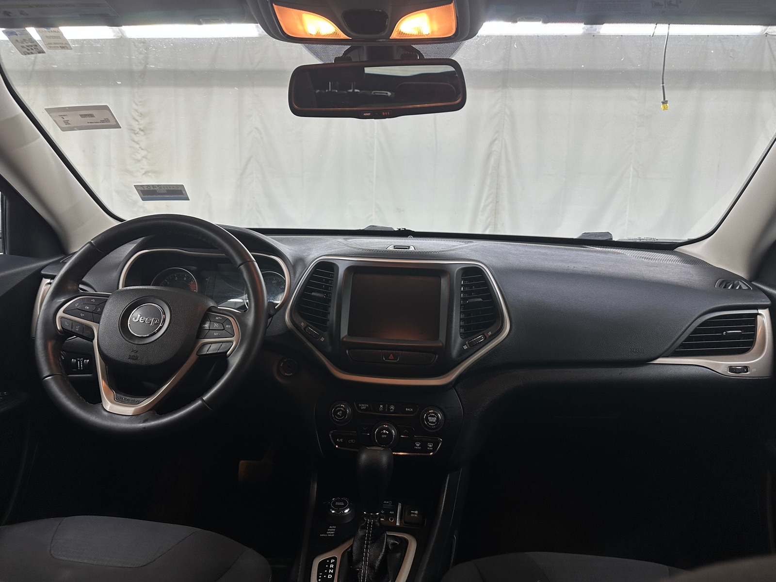 Thumbnail: 2016 Jeep Cherokee - 3