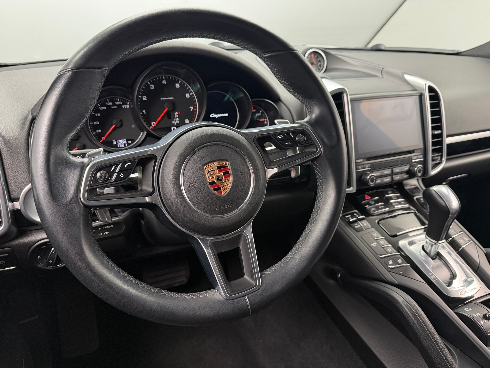 Thumbnail: 2018 Porsche Cayenne - 4