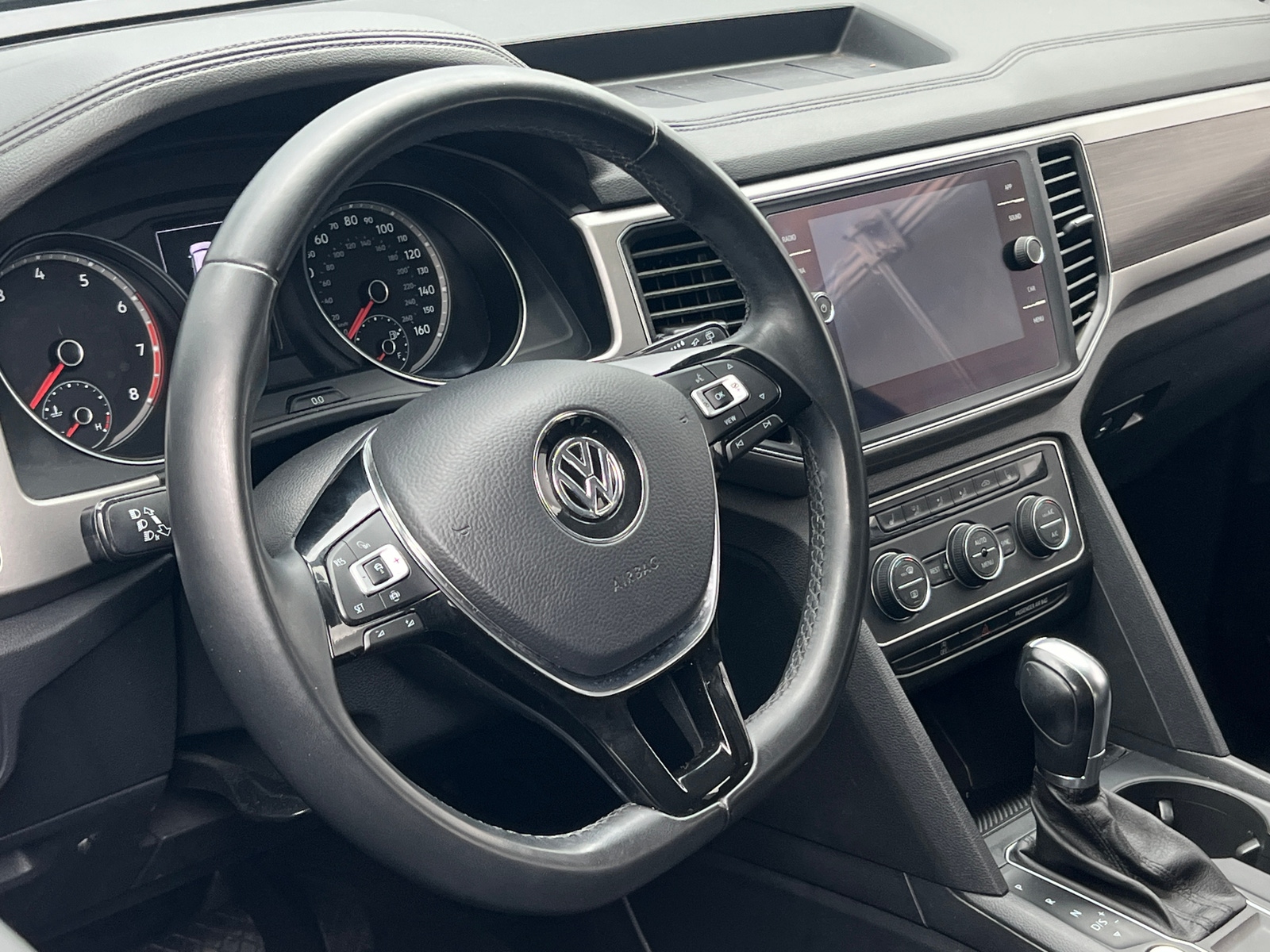 Thumbnail: 2019 Volkswagen Atlas - 4