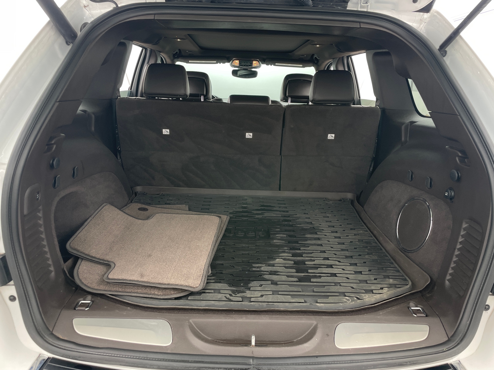 Thumbnail: 2018 Jeep Grand Cherokee - 6