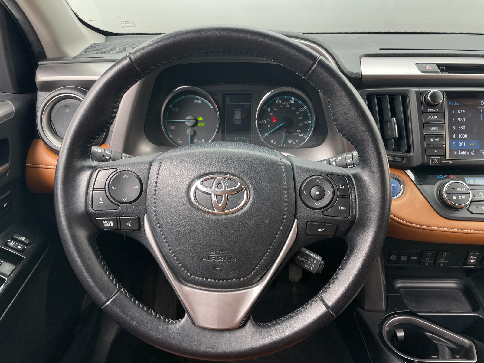 Thumbnail: 2016 Toyota RAV4 - 4