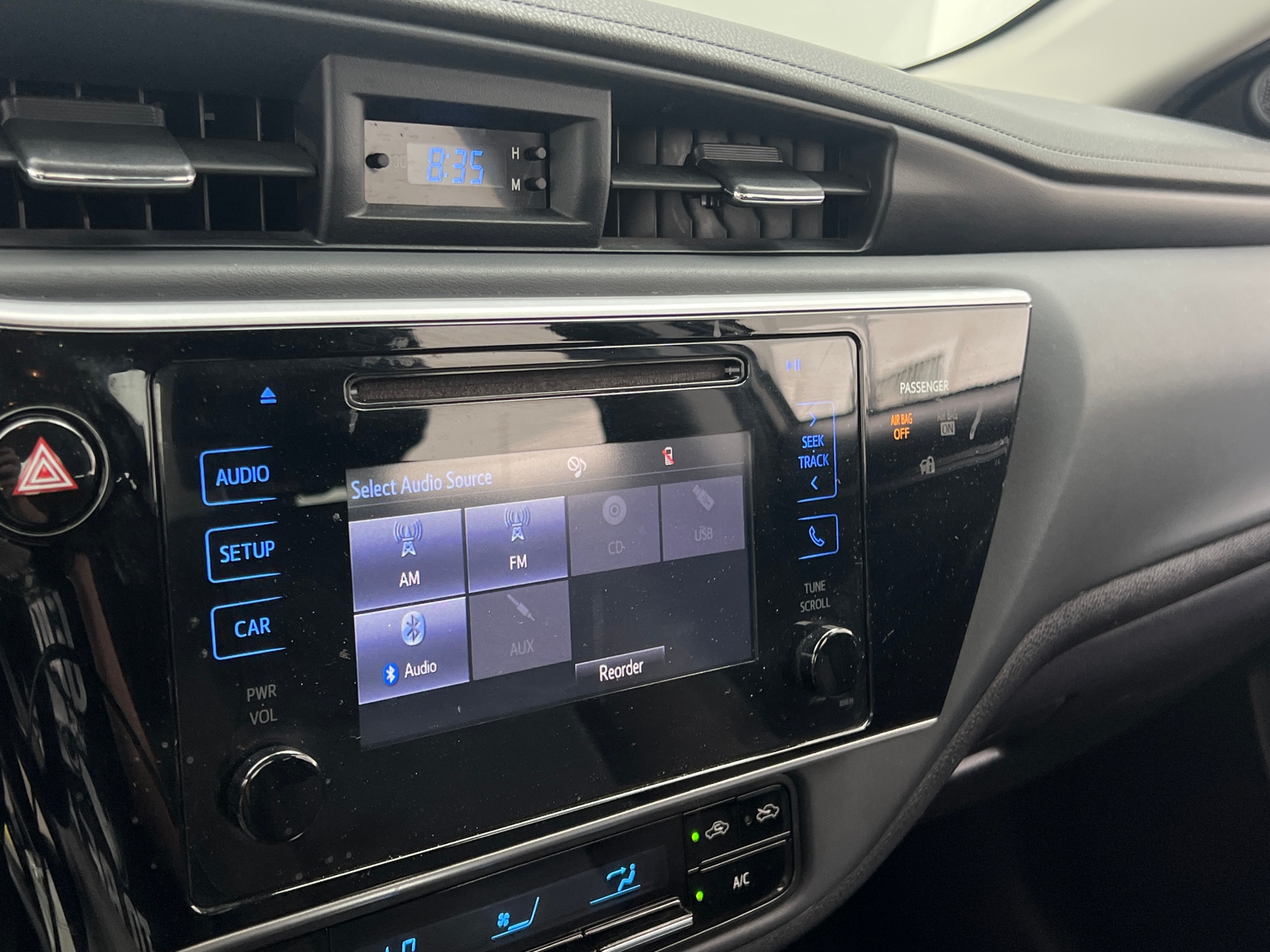 Thumbnail: 2017 Toyota Corolla - 4