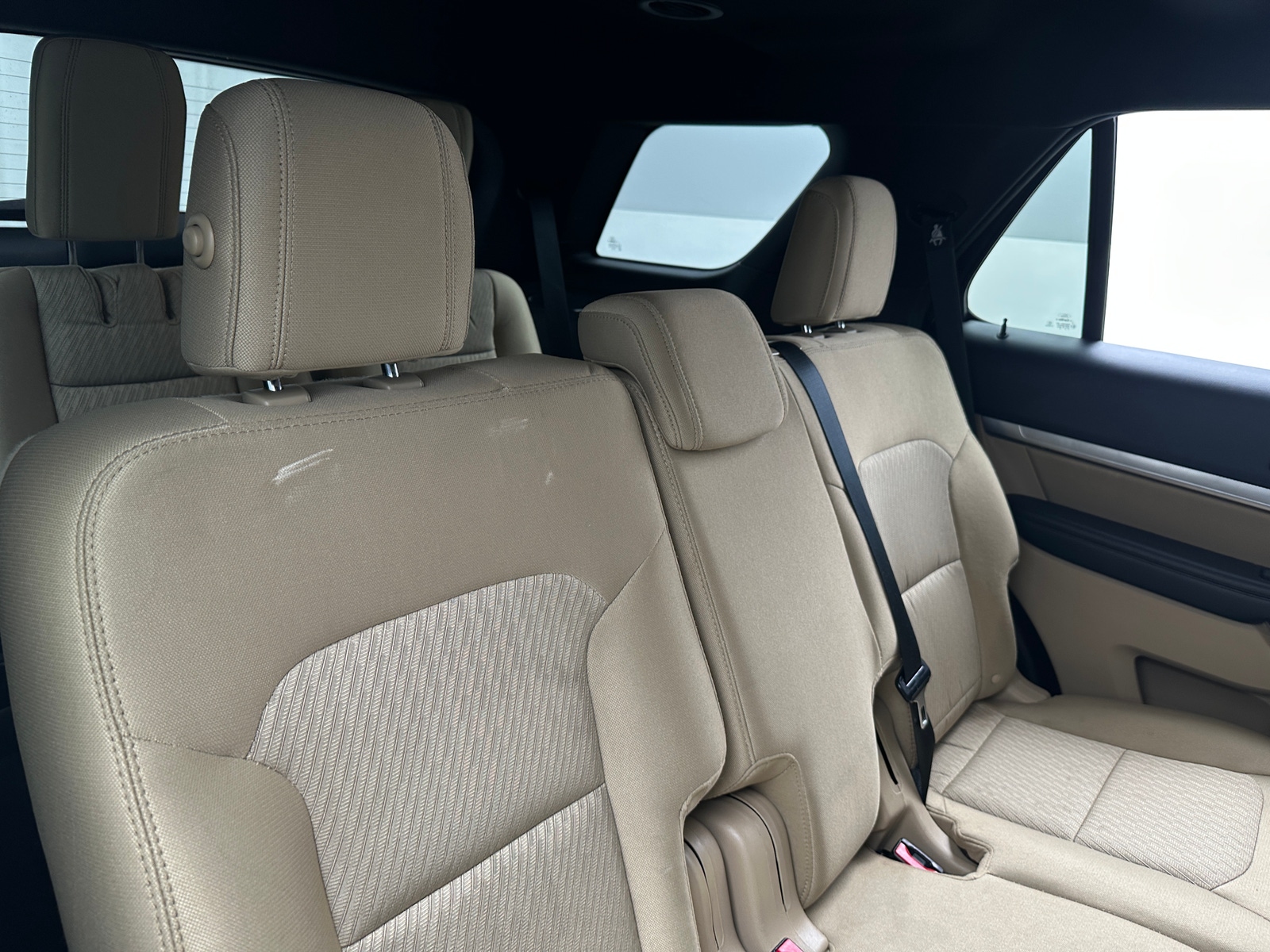 Thumbnail: 2017 Ford Explorer - 6