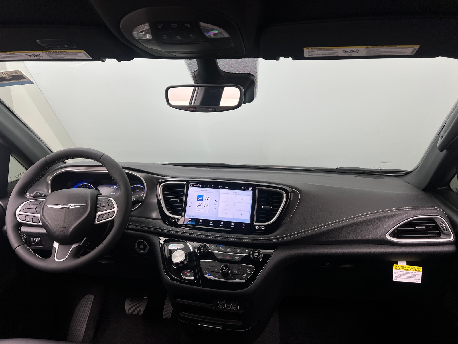 Thumbnail: 2025 Chrysler Pacifica - 2