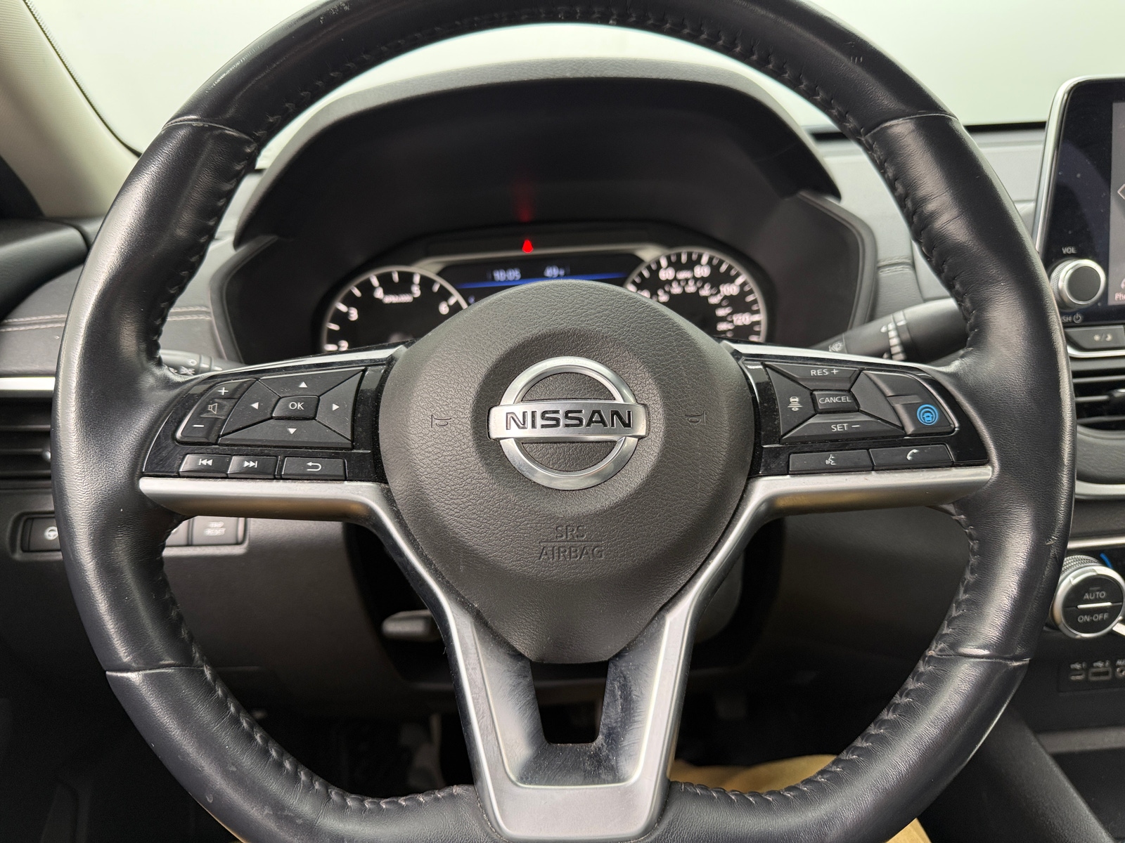 Thumbnail: 2019 Nissan Altima - 5