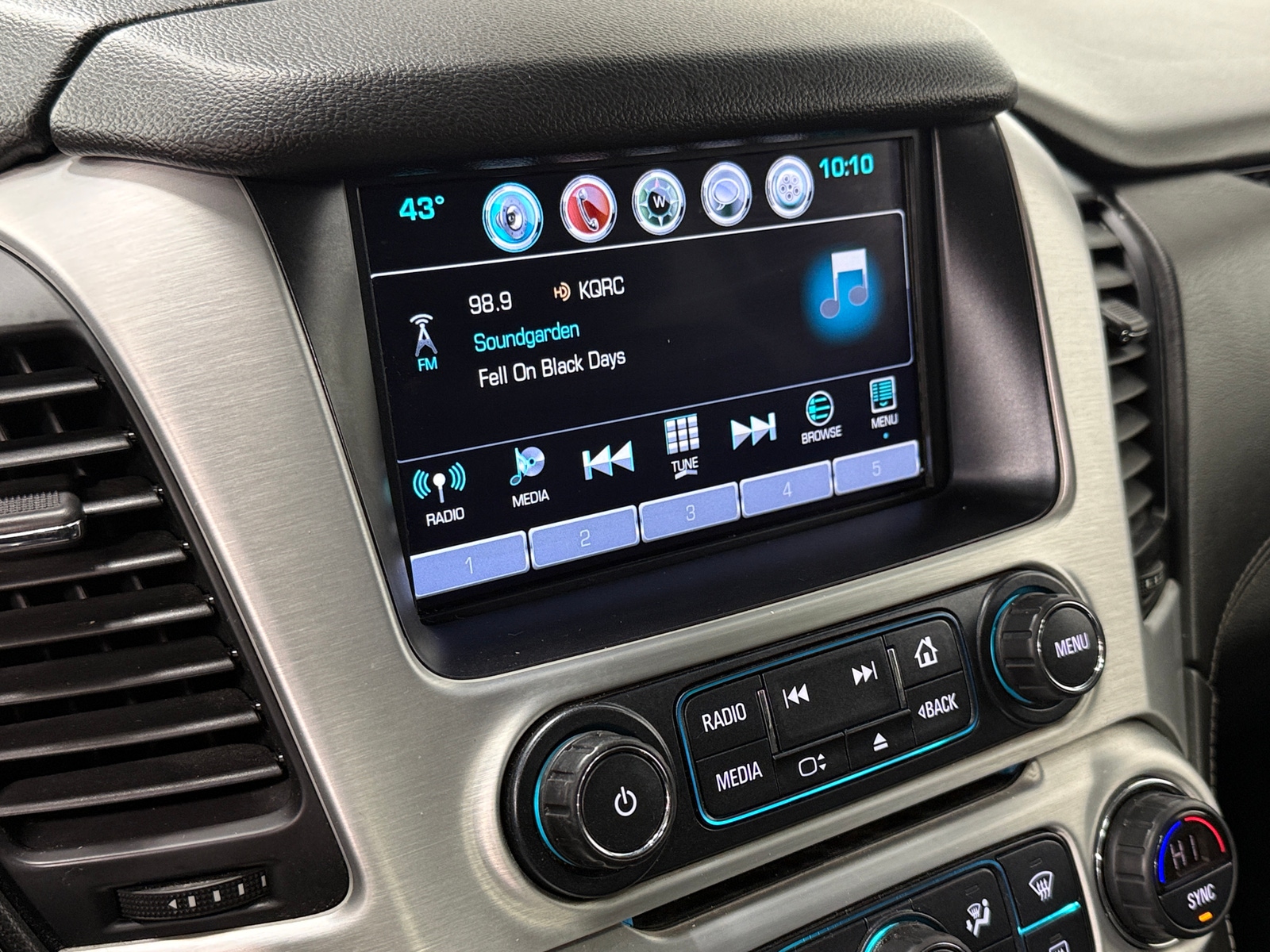 Thumbnail: 2019 GMC Yukon XL - 3