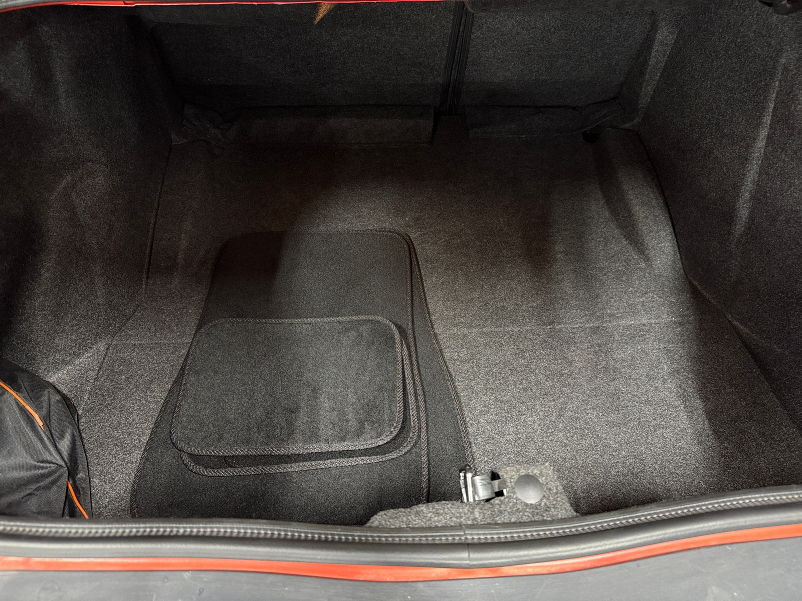 Thumbnail: 2019 Dodge Challenger - 4