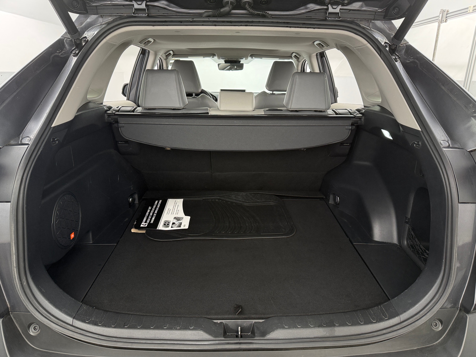 Thumbnail: 2021 Toyota RAV4 - 6