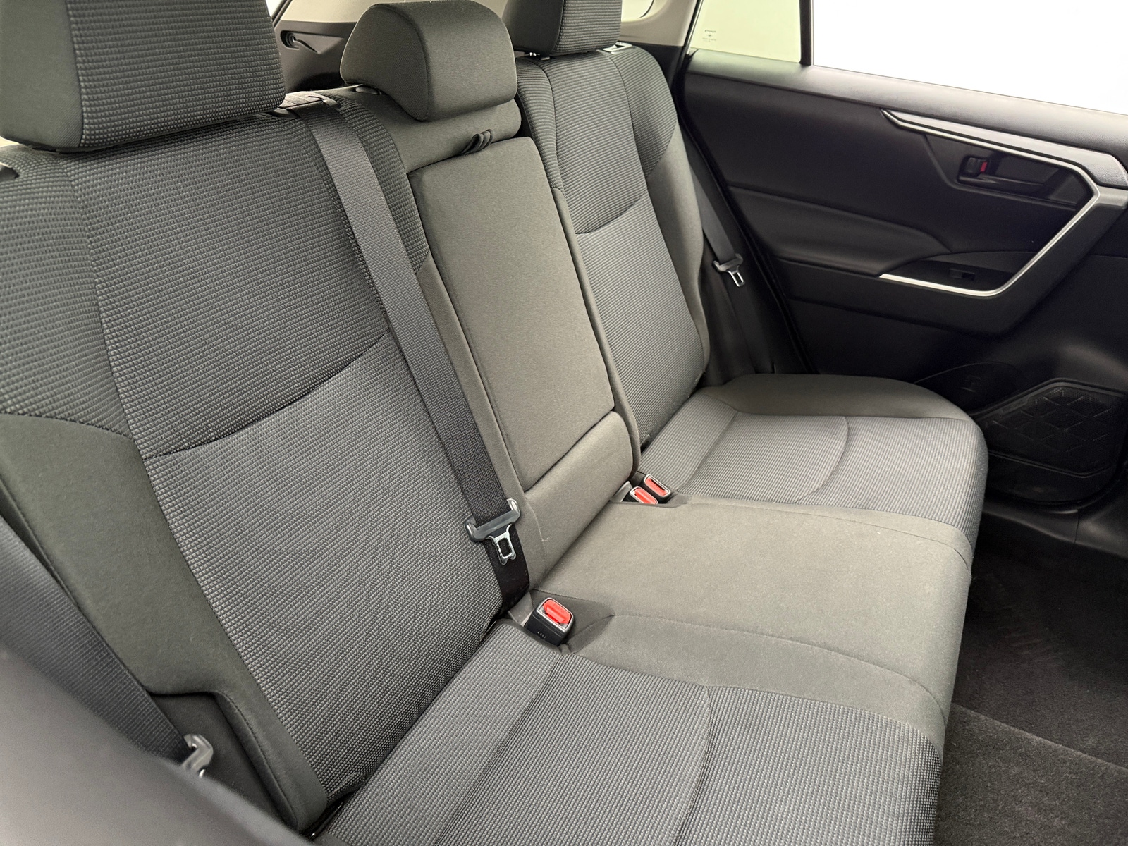 Thumbnail: 2022 Toyota RAV4 - 6