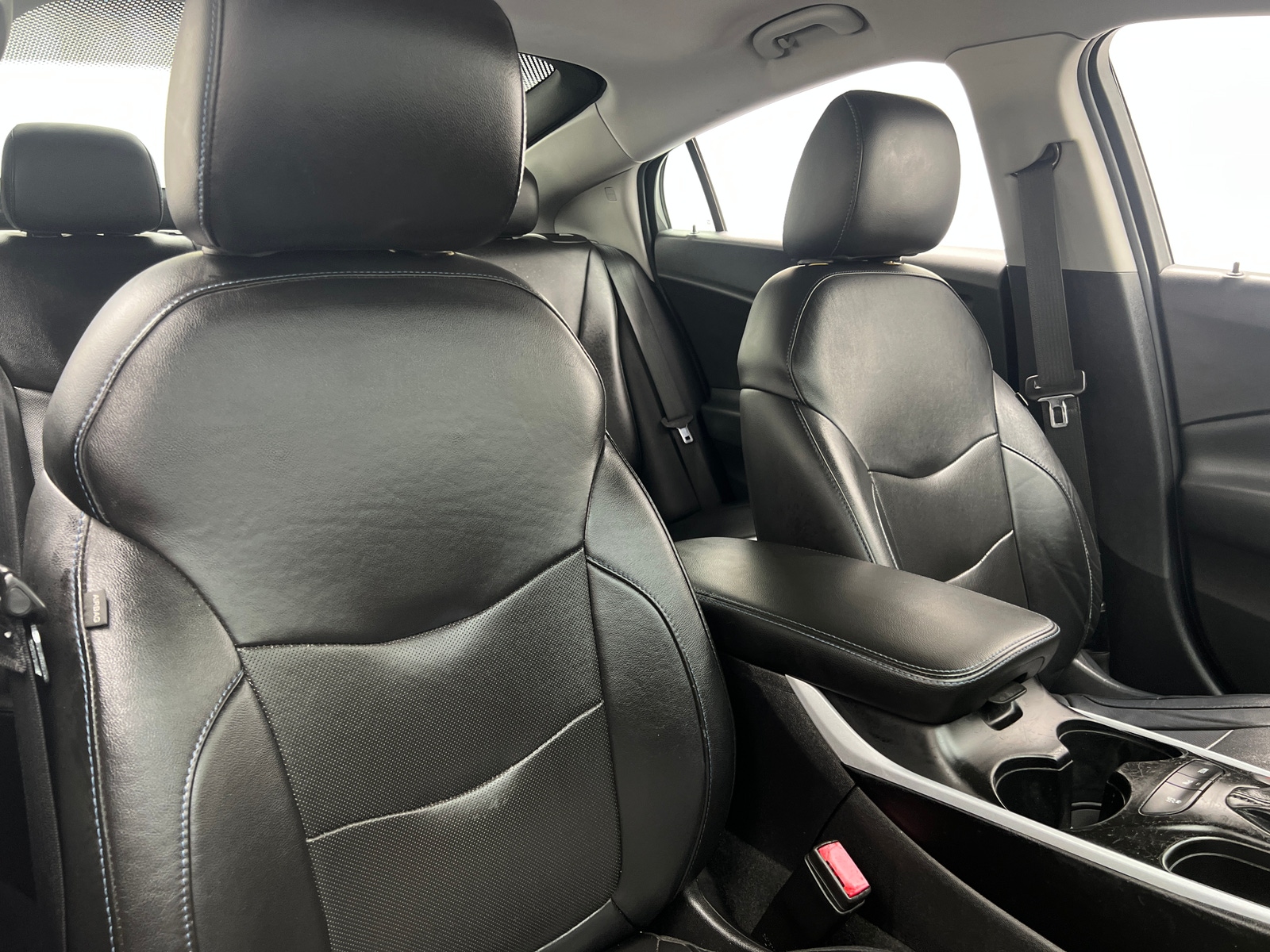 Thumbnail: 2018 Chevrolet Volt - 2