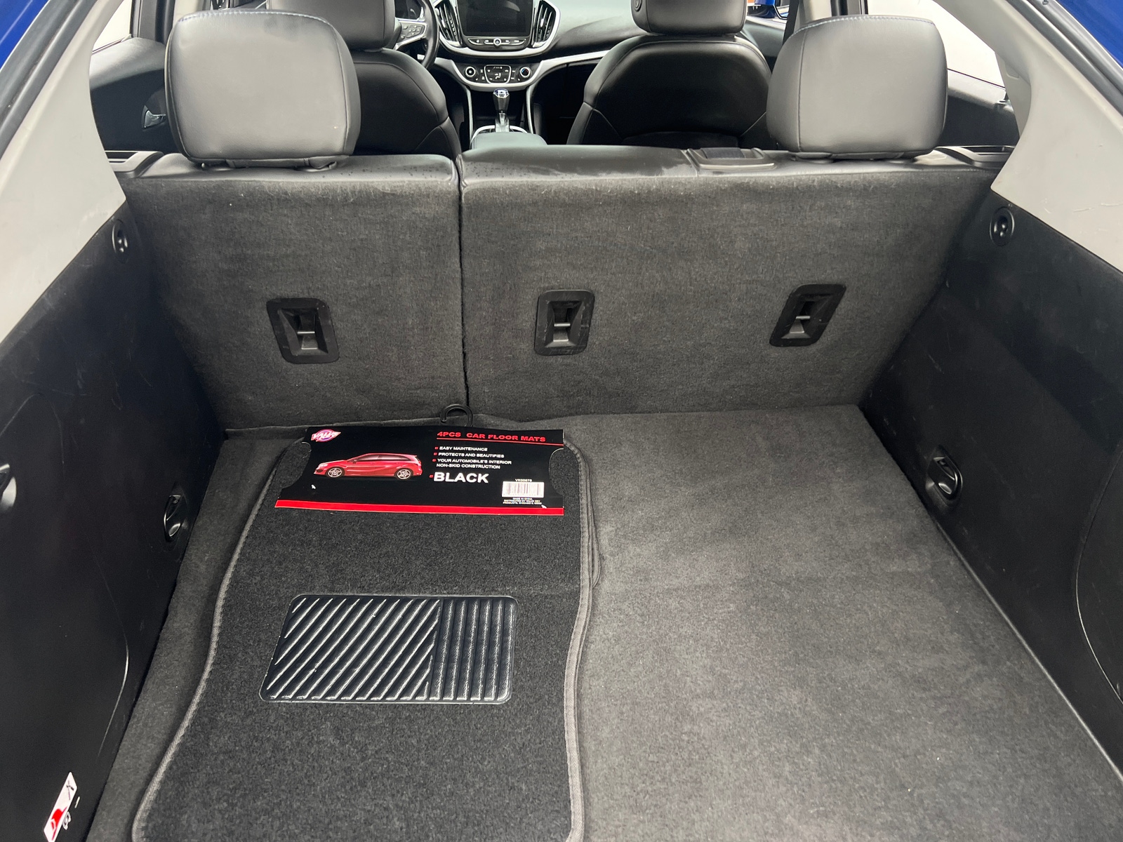 Thumbnail: 2018 Chevrolet Volt - 7