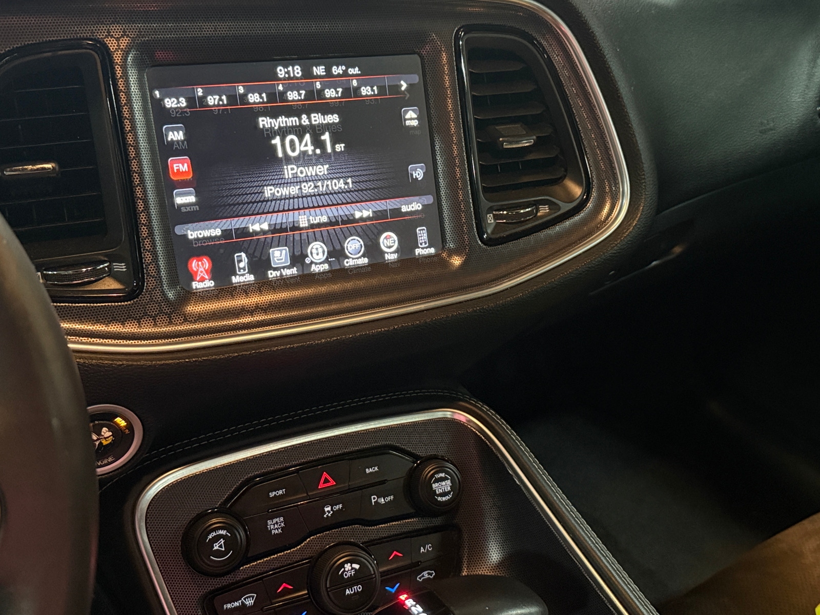 Thumbnail: 2016 Dodge Challenger - 2