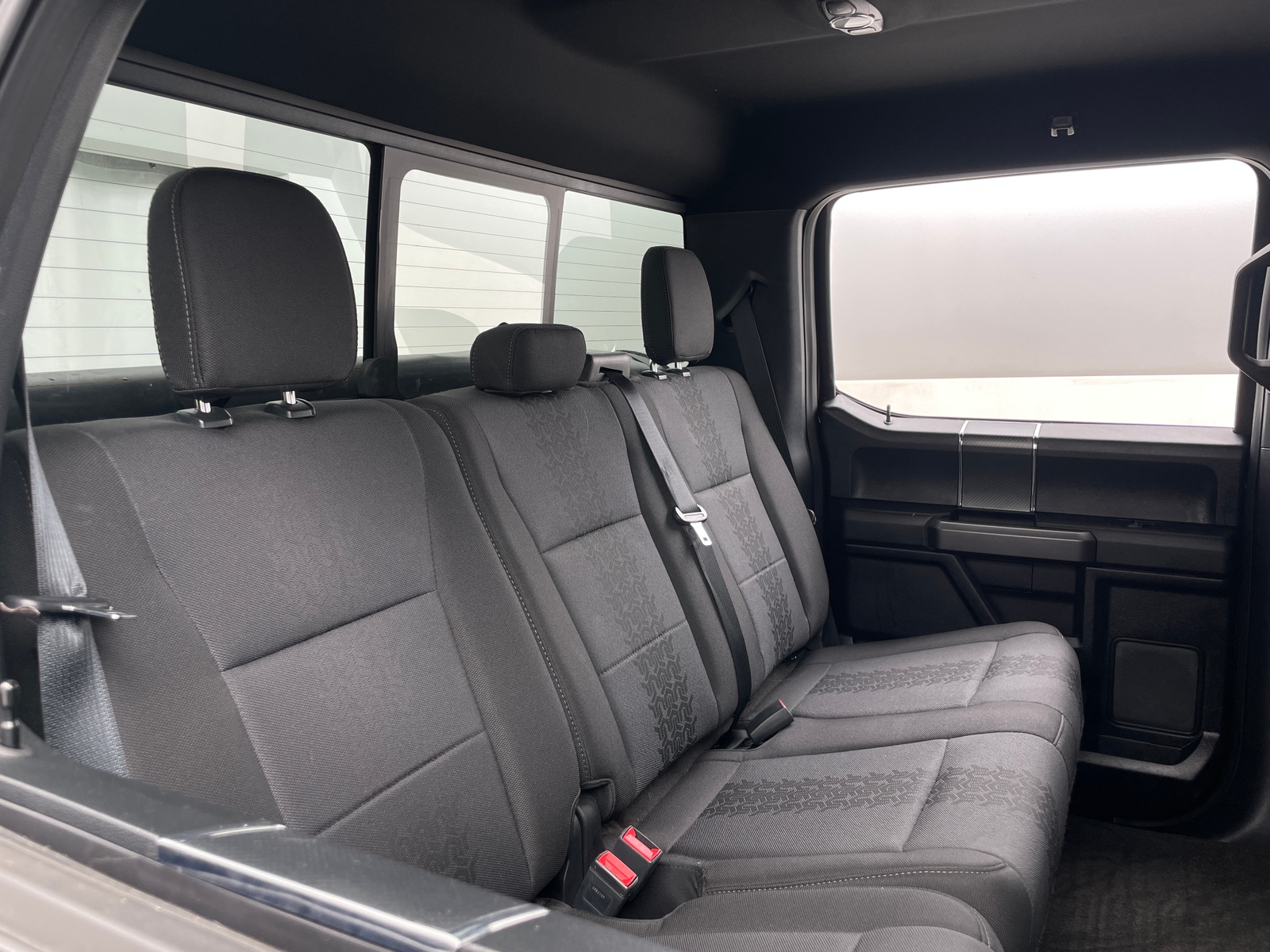 Thumbnail: 2020 Ford Econoline - 6