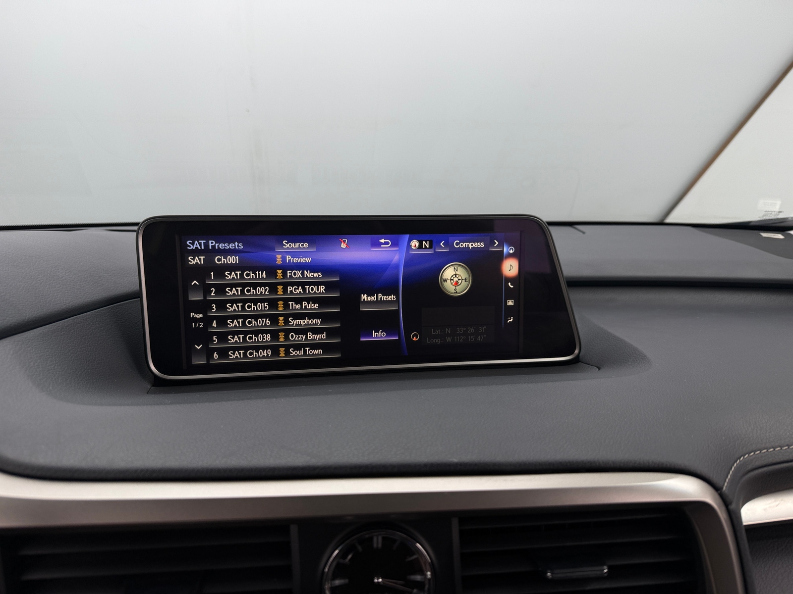 Thumbnail: 2018 Lexus RX - 3