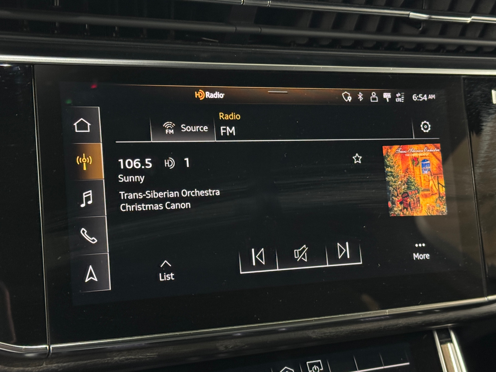 Thumbnail: 2021 Audi Q7 - 3