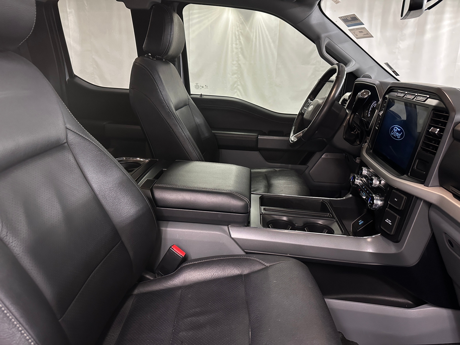 Thumbnail: 2022 Ford Econoline - 2