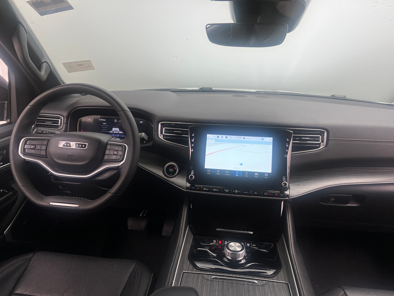 Thumbnail: 2024 Jeep Wagoneer - 2