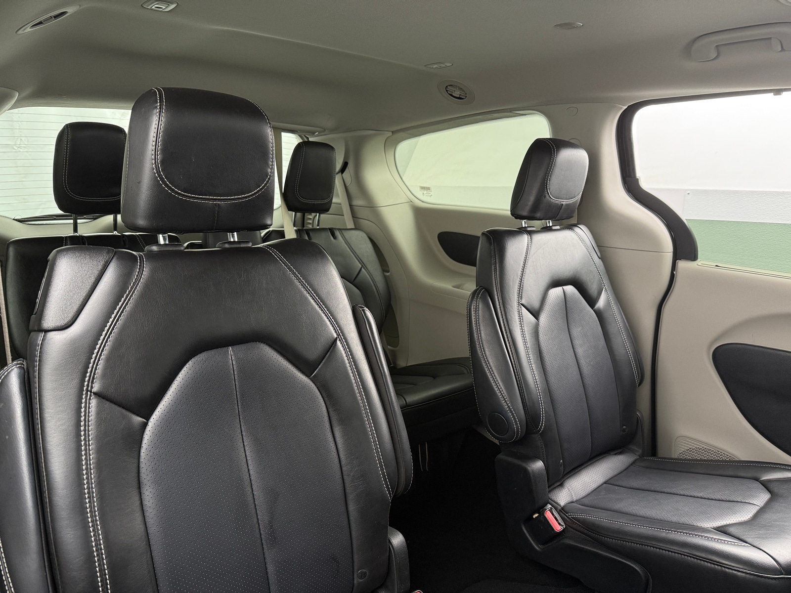 Thumbnail: 2024 Chrysler Pacifica - 5