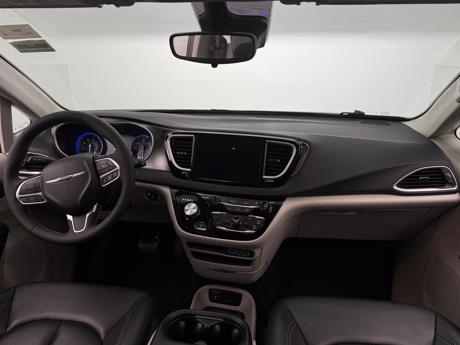 Thumbnail: 2024 Chrysler Pacifica - 2