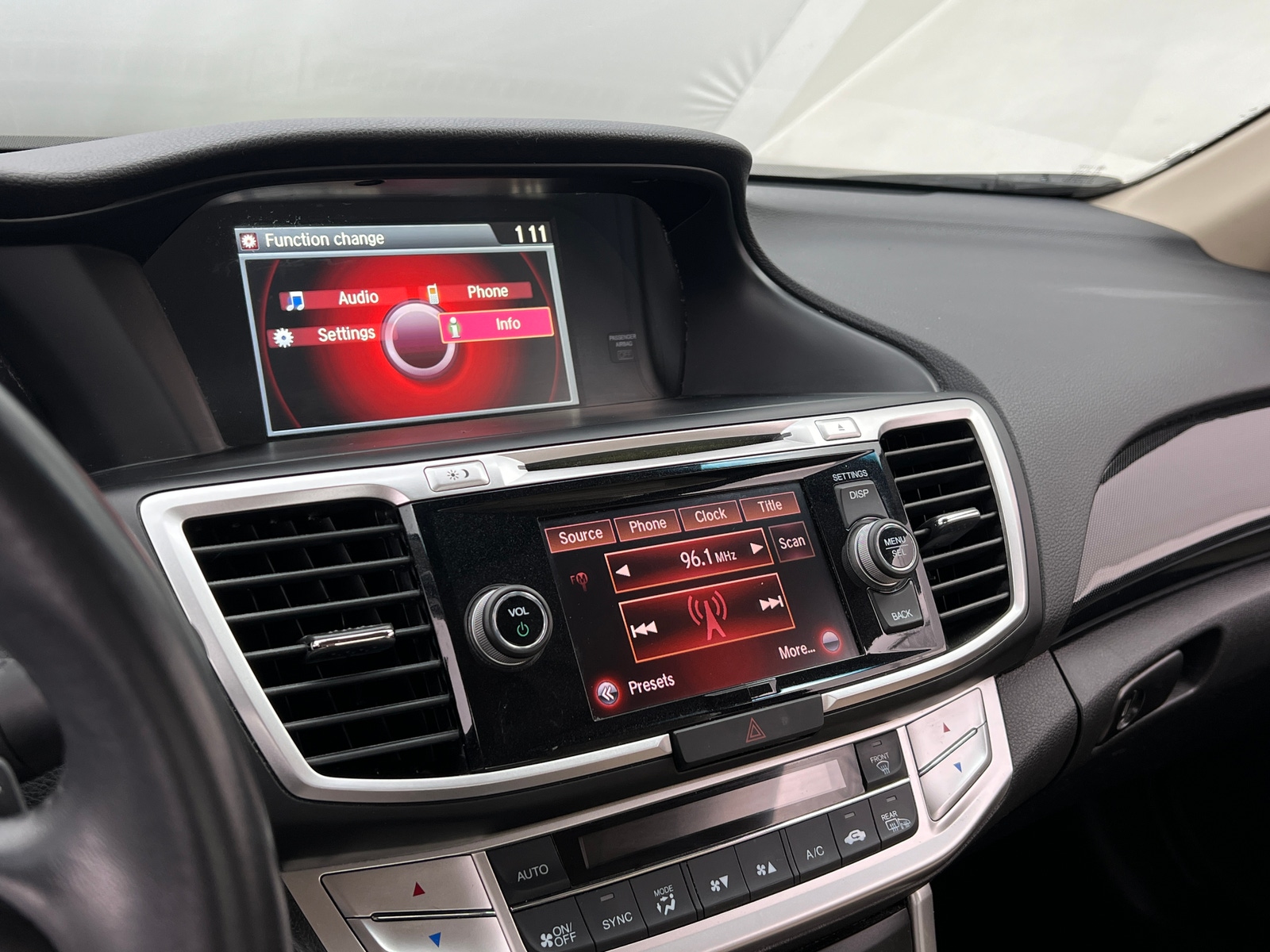 Thumbnail: 2015 Honda Accord - 2