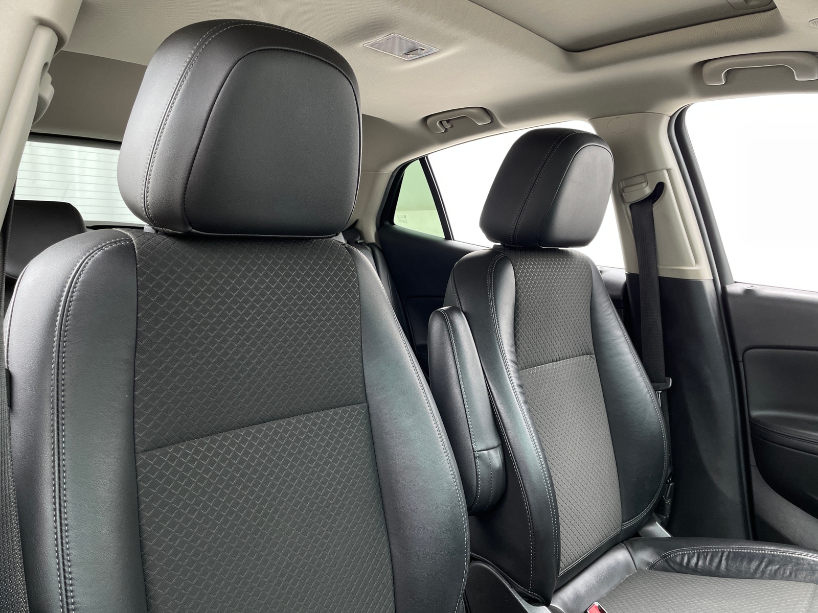 Thumbnail: 2017 Buick Encore - 2