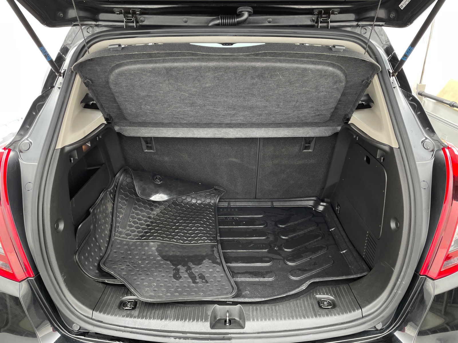 Thumbnail: 2017 Buick Encore - 7