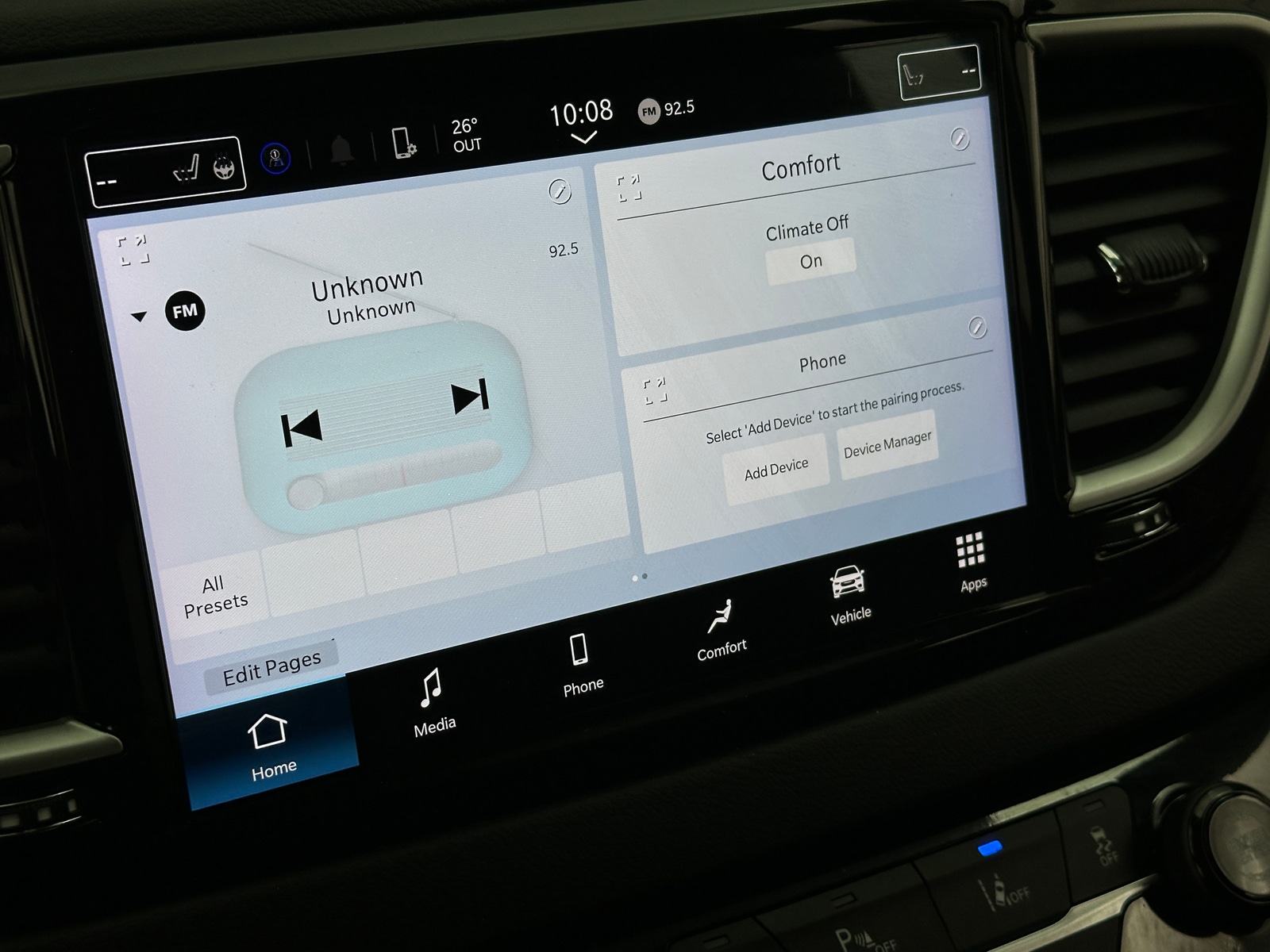 Thumbnail: 2024 Chrysler Pacifica - 3