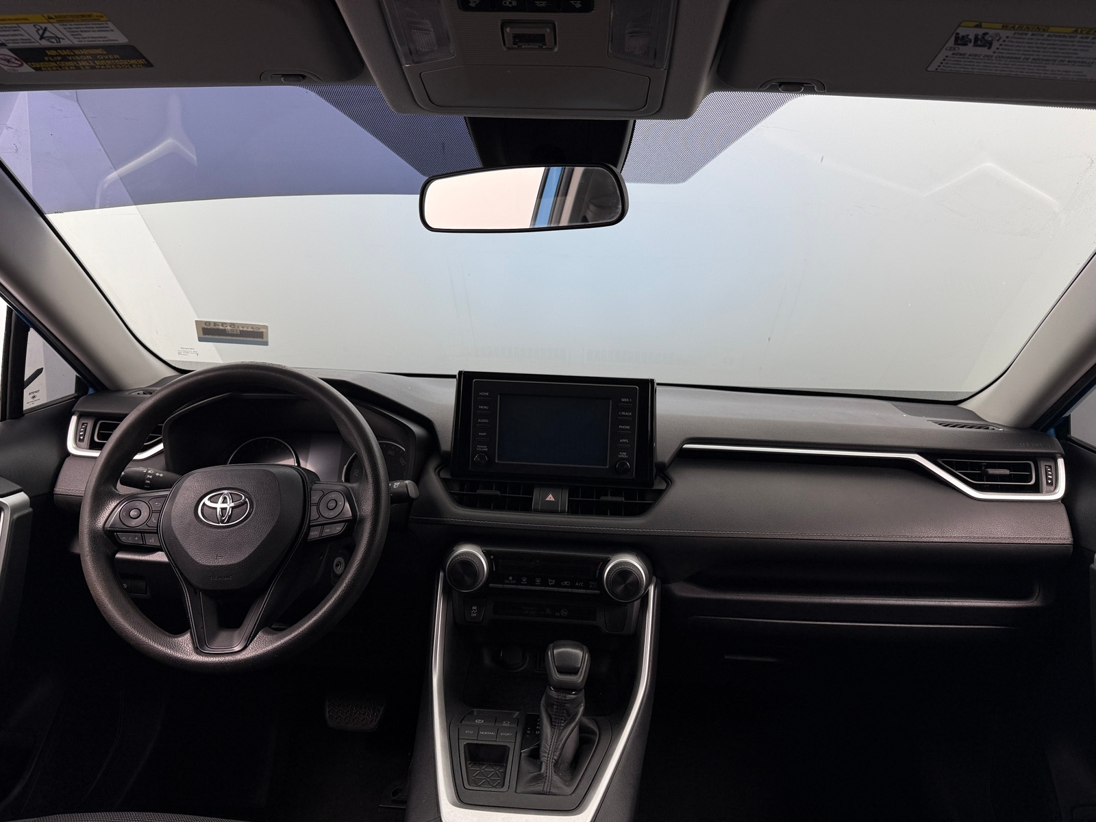 Thumbnail: 2019 Toyota RAV4 - 3