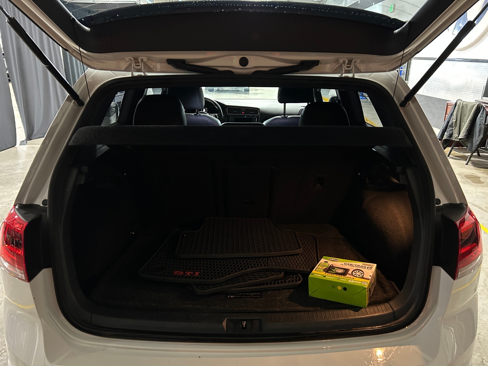 Thumbnail: 2015 Volkswagen Golf - 7