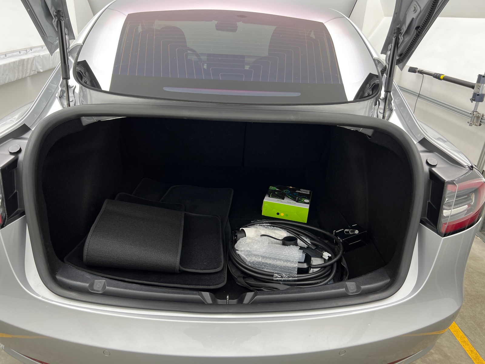 Thumbnail: 2017 Tesla Model 3 - 6