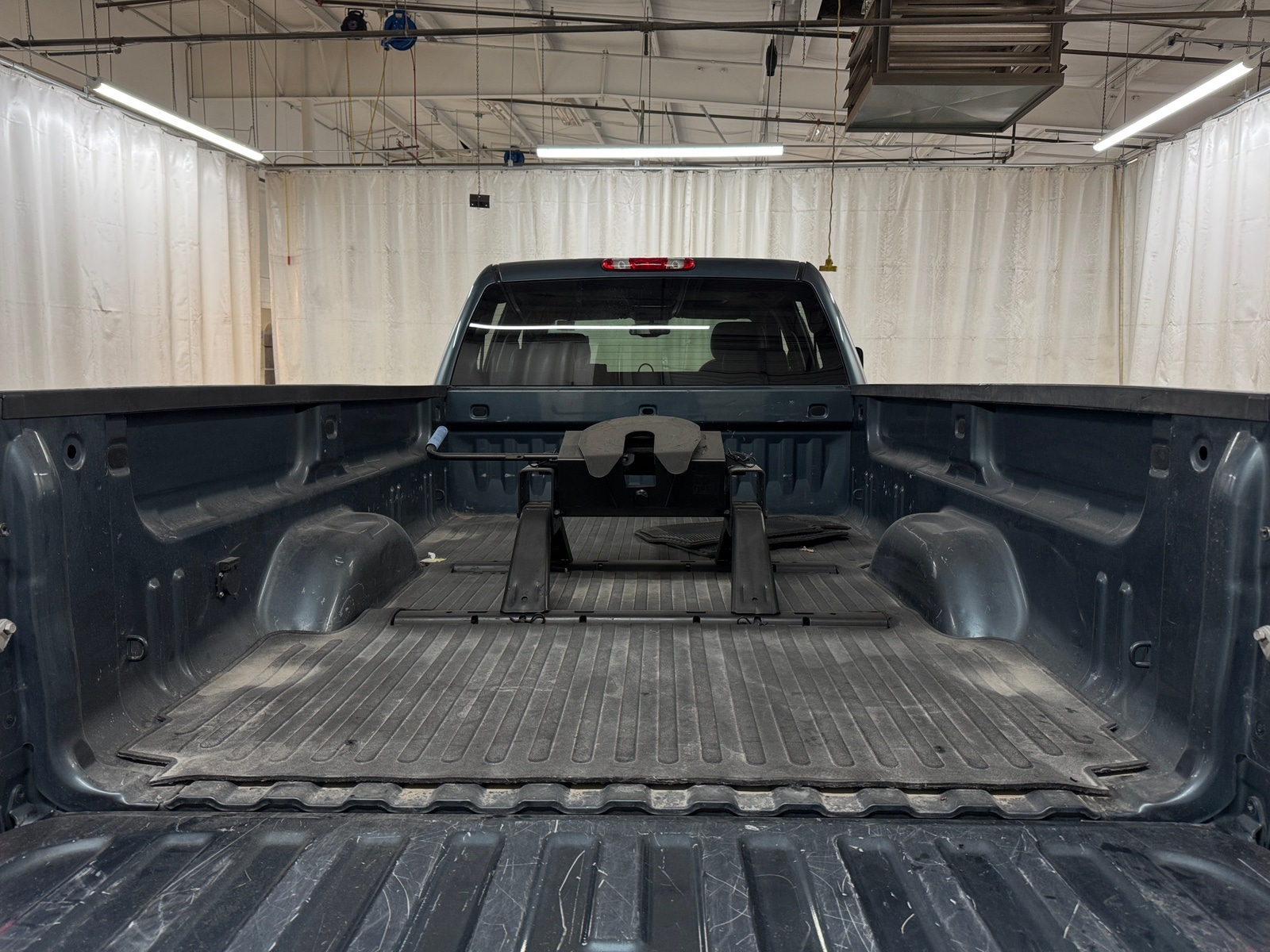 Thumbnail: 2011 GMC Sierra 3500 - 6