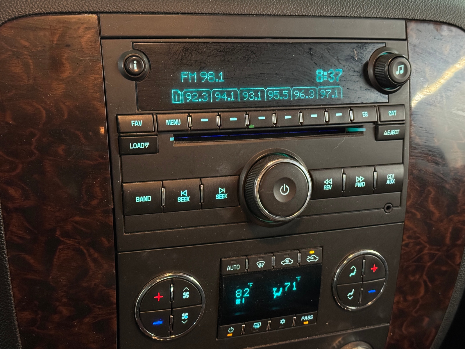 Thumbnail: 2011 GMC Sierra 3500 - 3