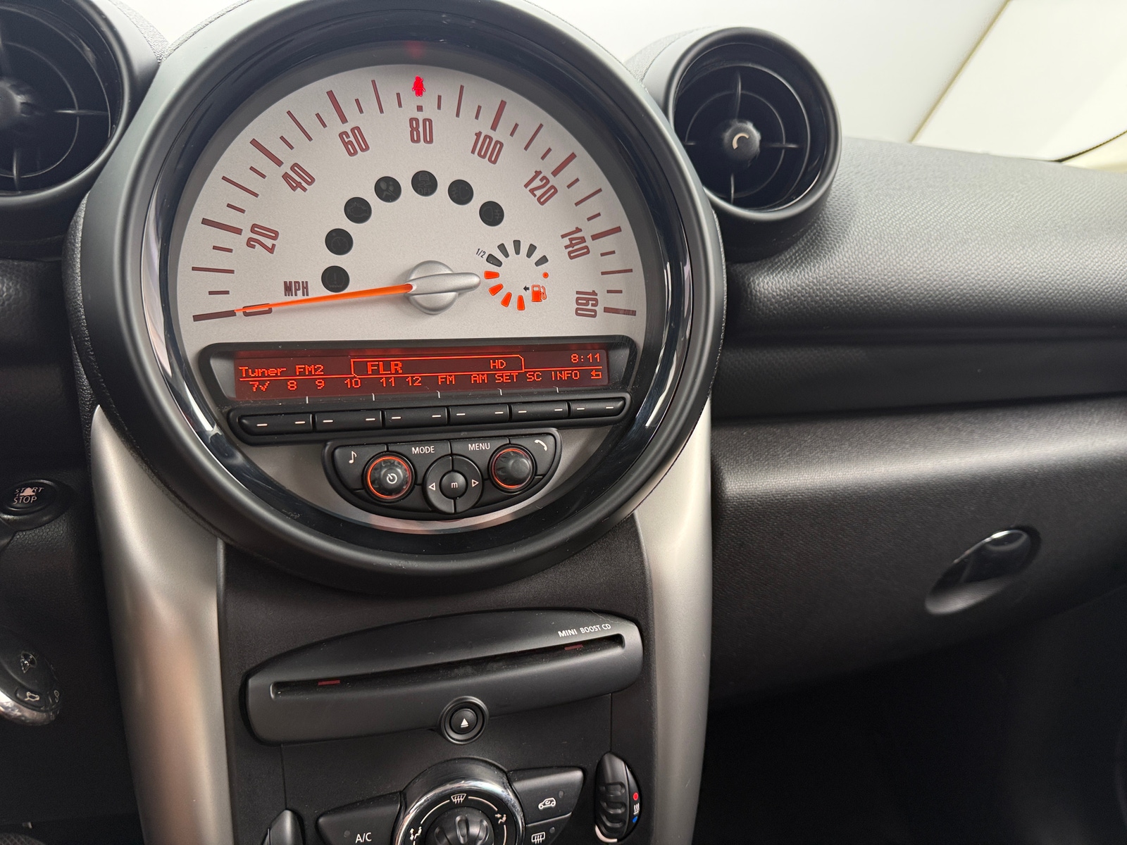 Thumbnail: 2014 MINI Cooper Countryman - 3