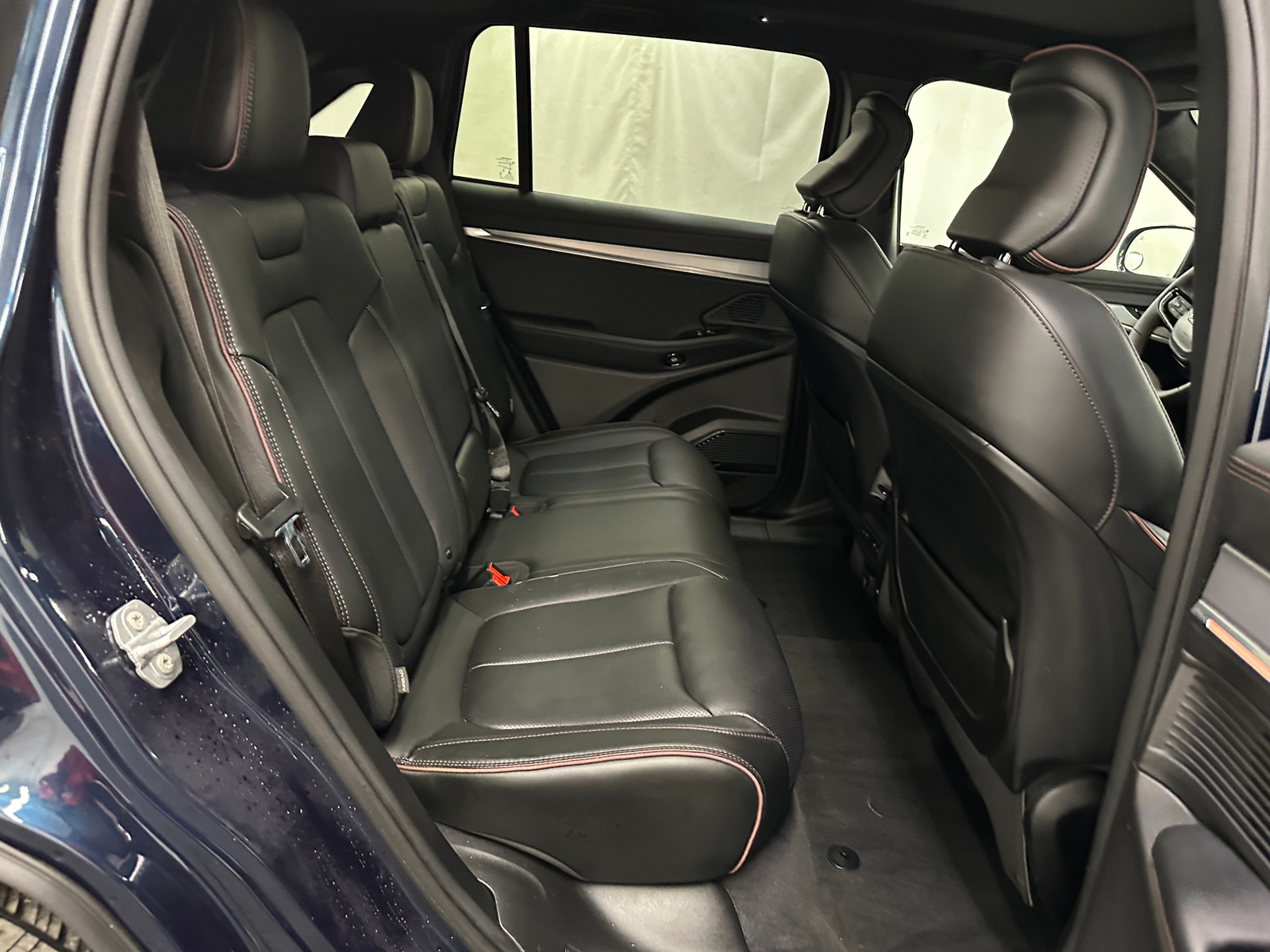 Thumbnail: 2024 Jeep Wagoneer S - 5