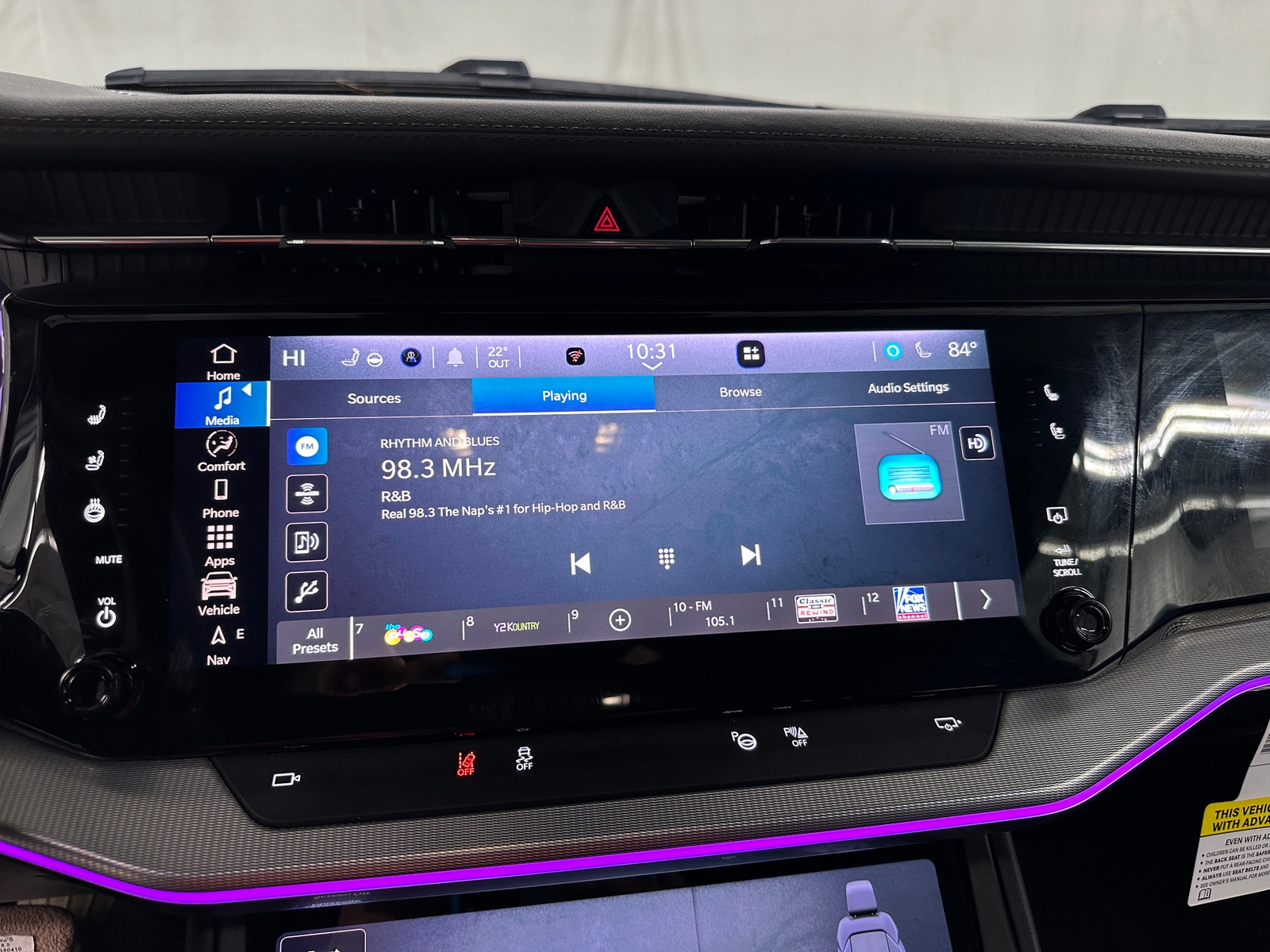 Thumbnail: 2024 Jeep Wagoneer S - 3