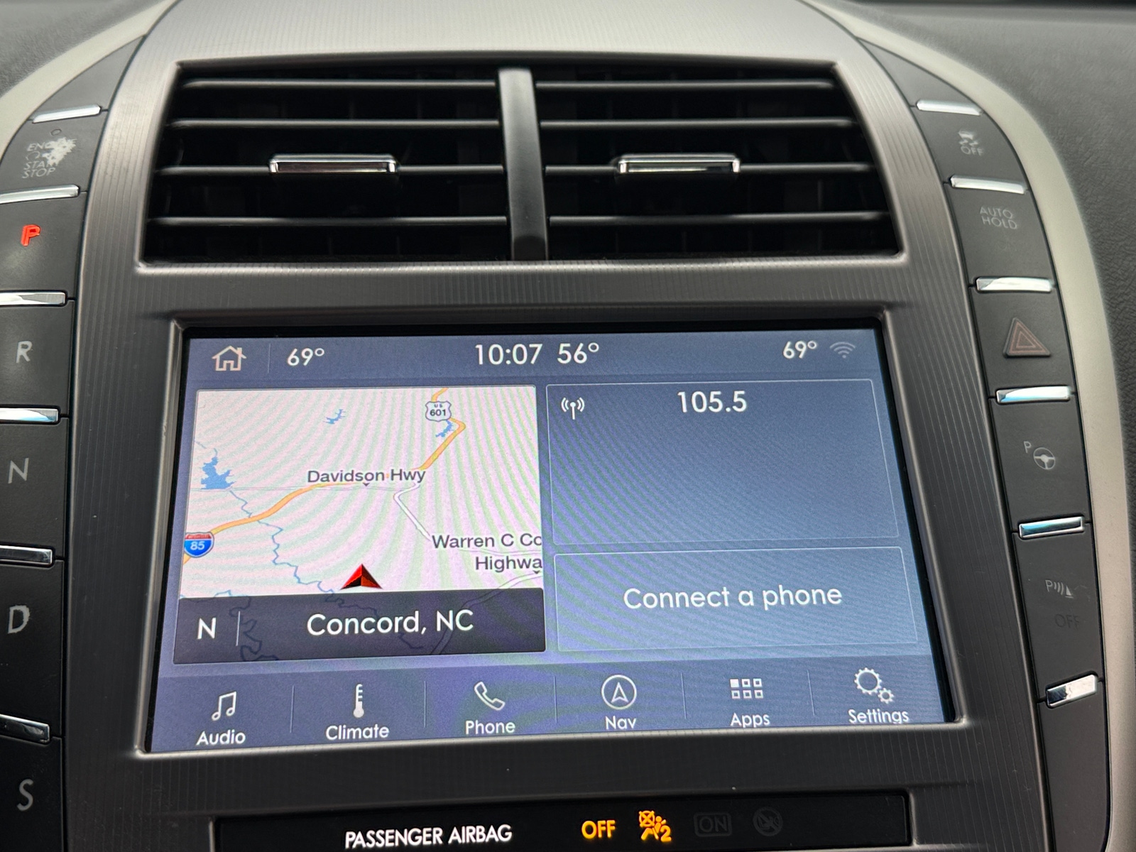 Thumbnail: 2020 Lincoln MKZ - 3