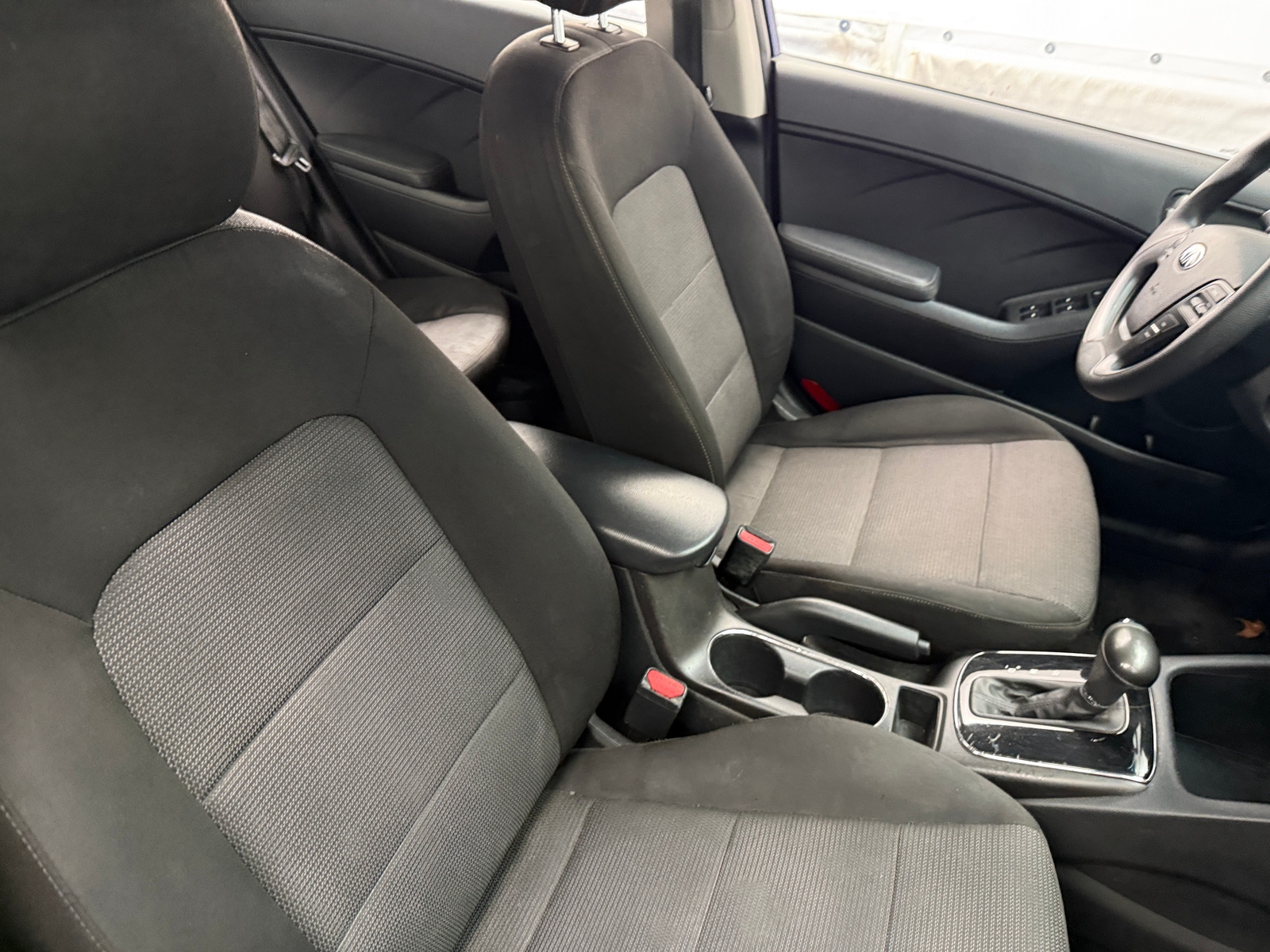 Thumbnail: 2018 Kia Forte - 2