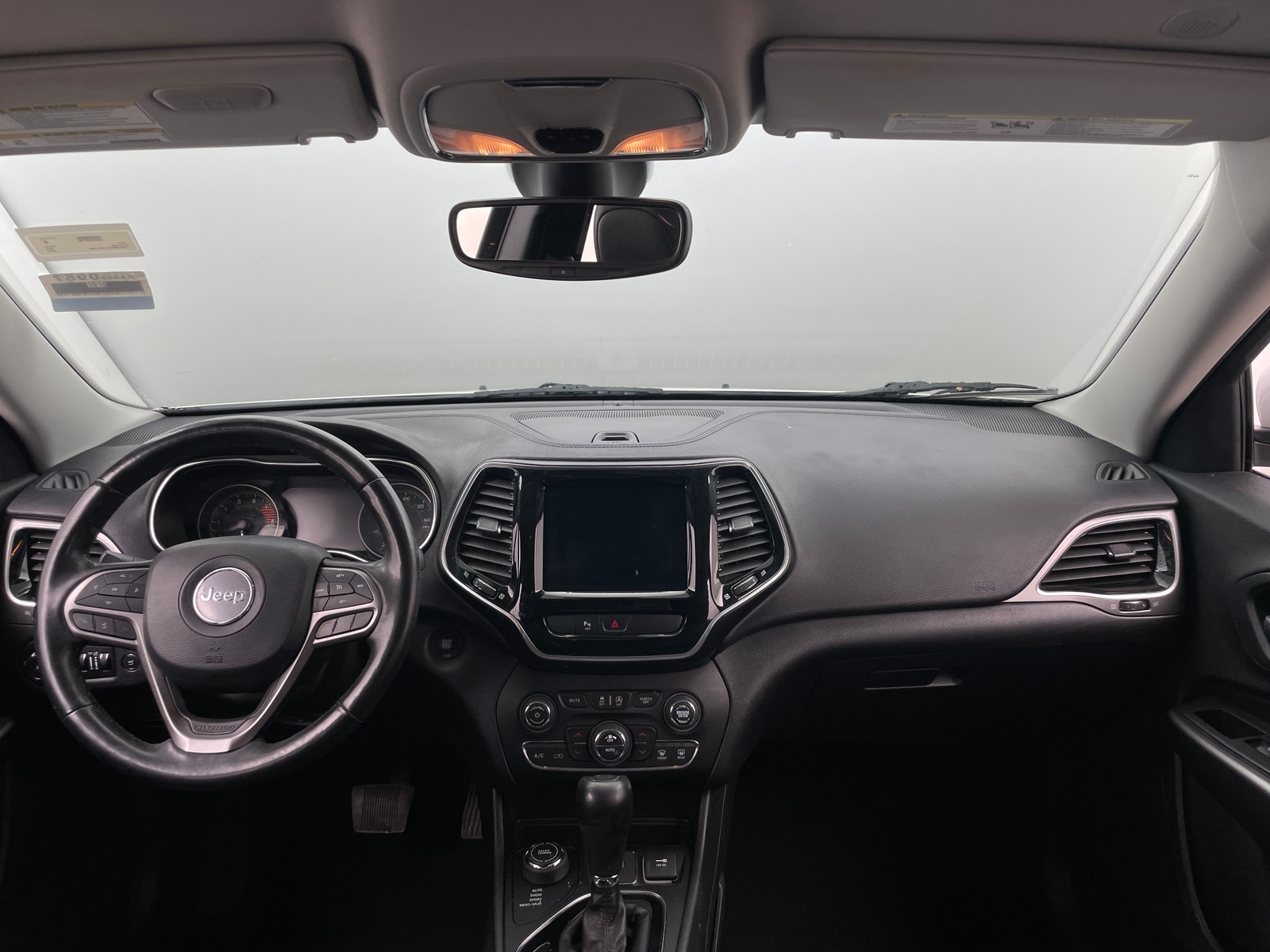 Thumbnail: 2020 Jeep Cherokee - 2