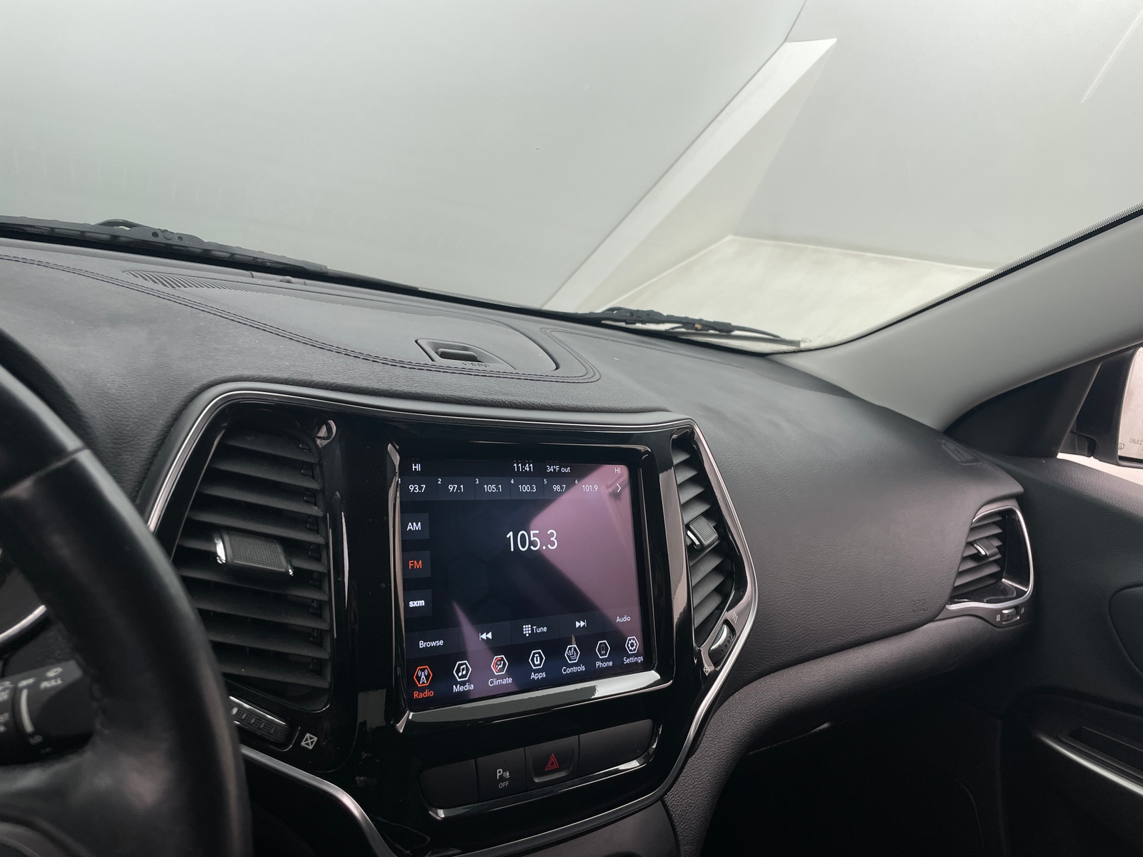 Thumbnail: 2020 Jeep Cherokee - 3