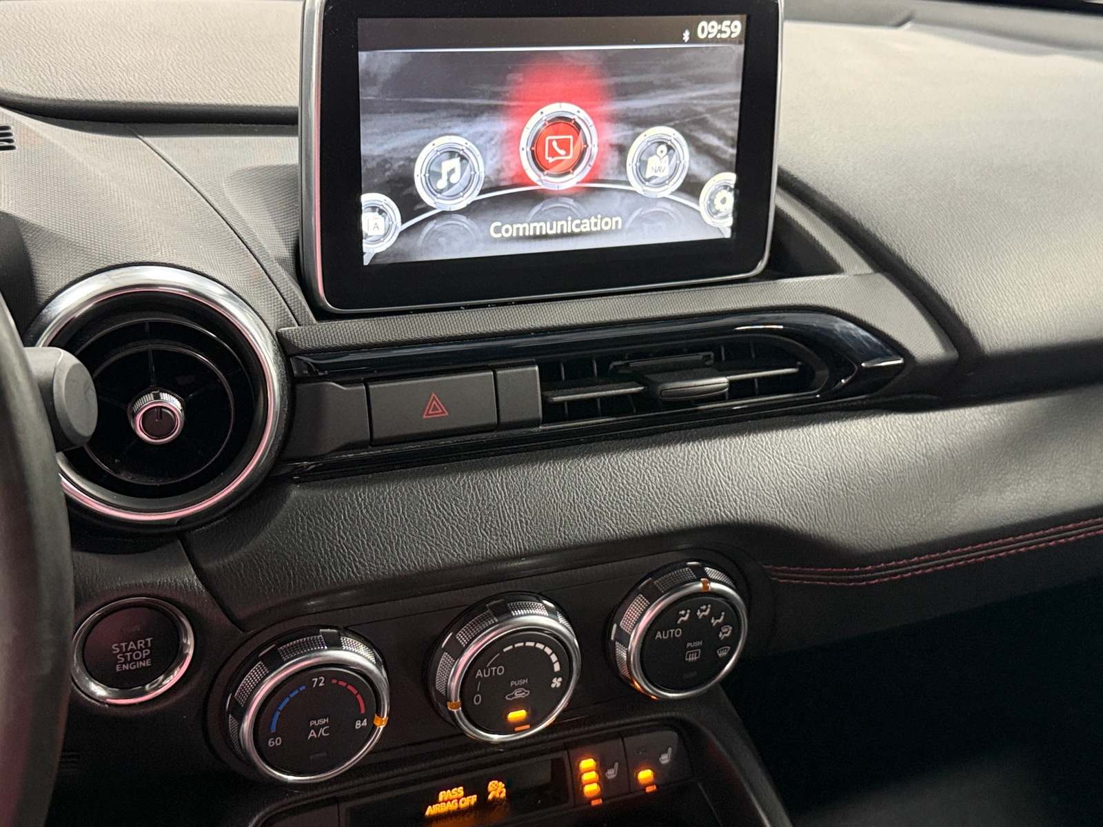 Thumbnail: 2016 Mazda MX-5 Miata - 3