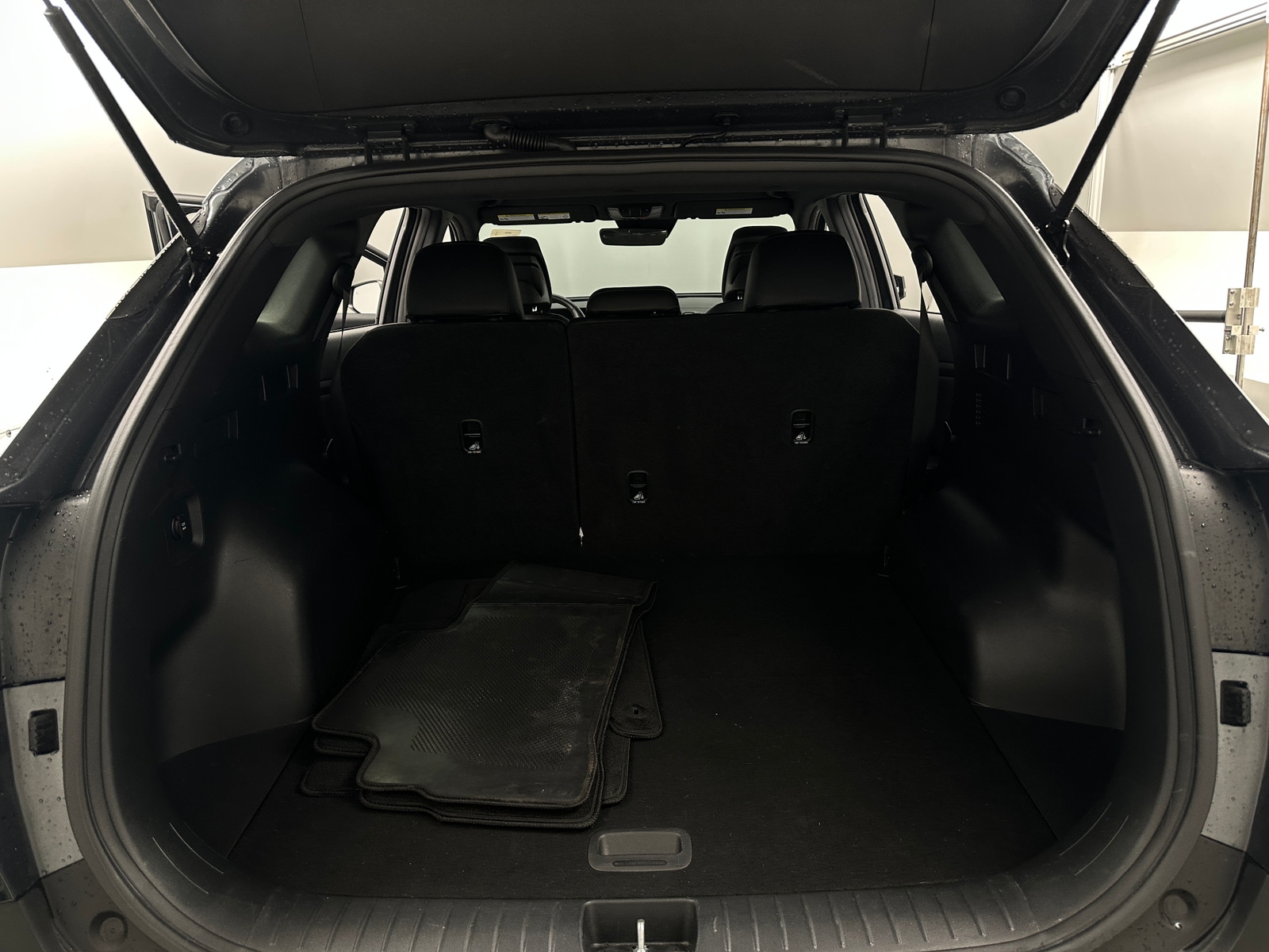 Thumbnail: 2023 Kia Sportage - 6