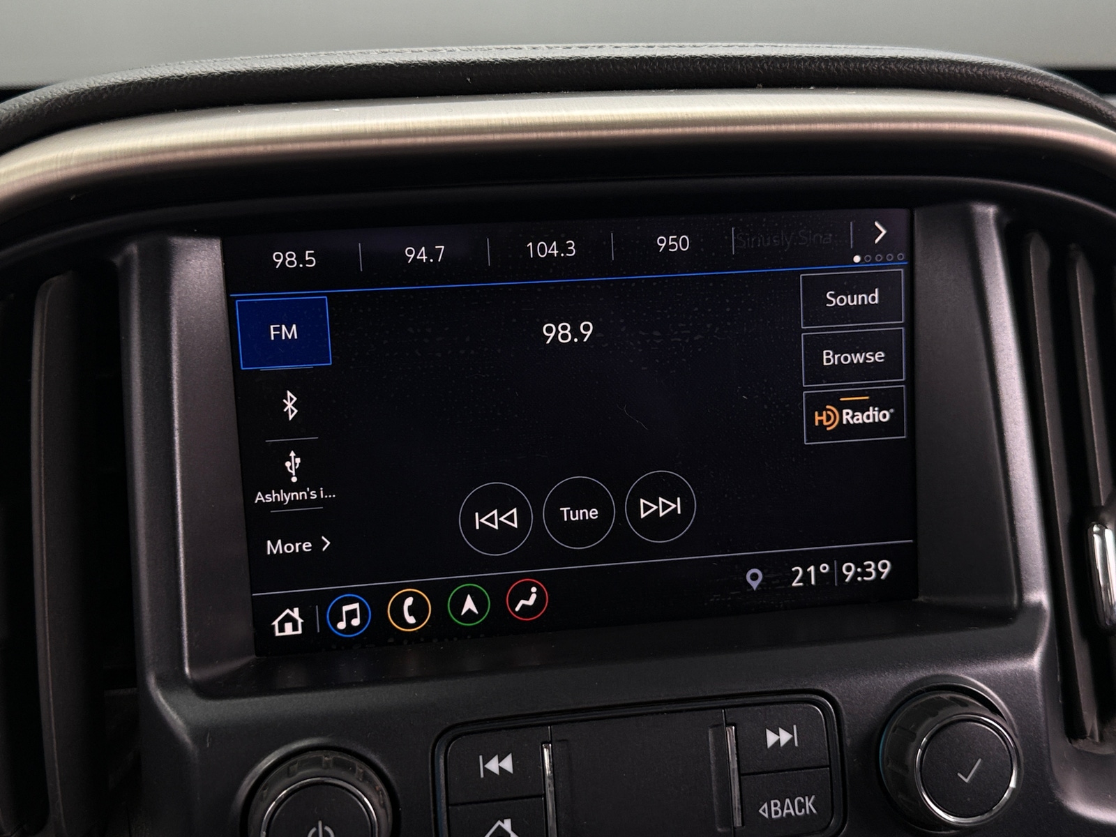 Thumbnail: 2019 GMC Canyon - 3