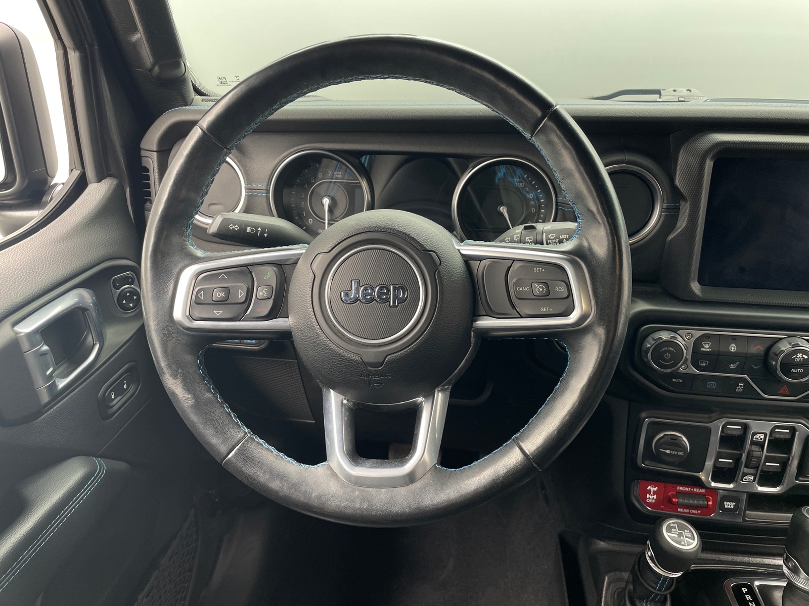 Thumbnail: 2022 Jeep Wrangler - 5