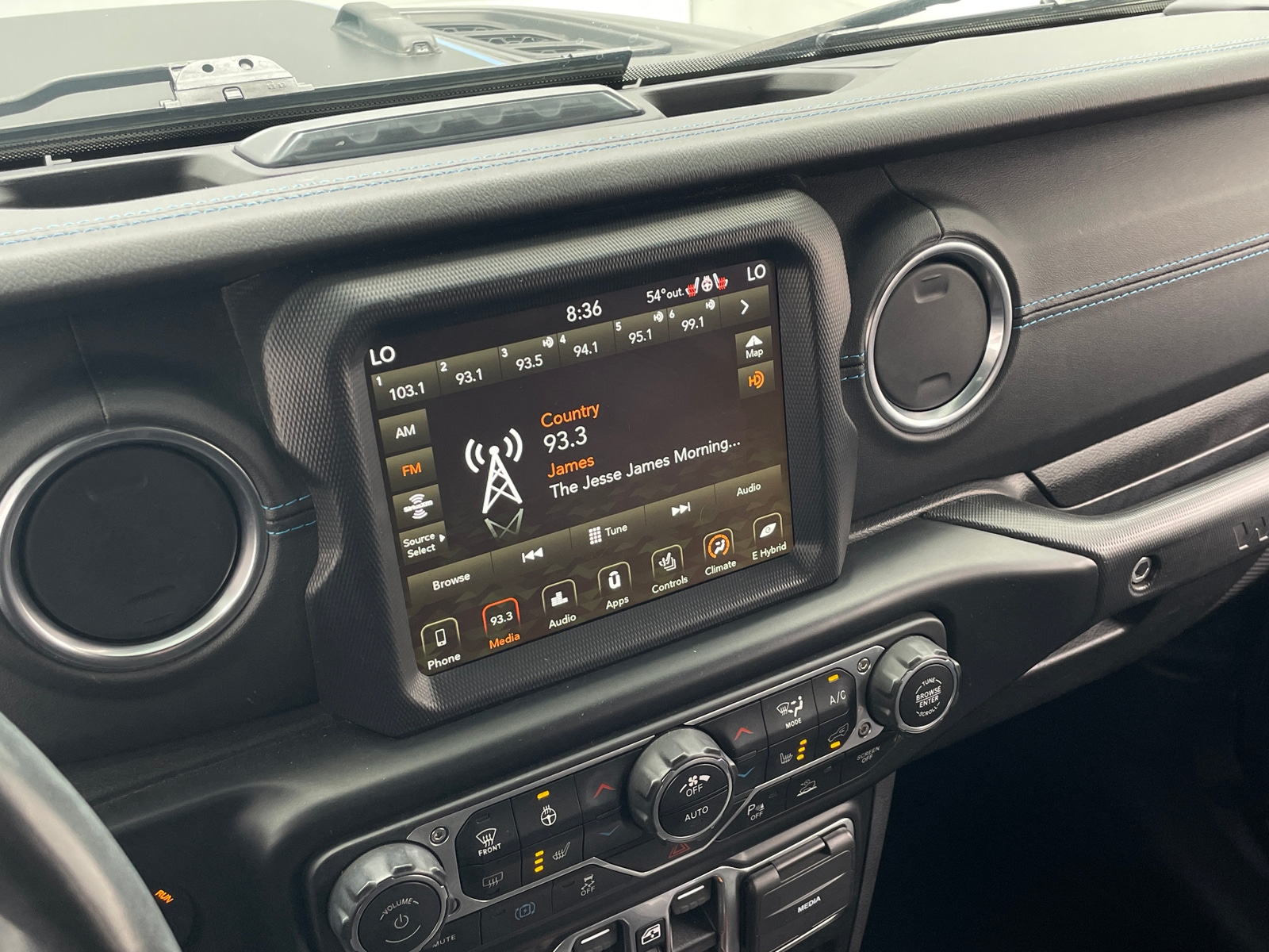 Thumbnail: 2022 Jeep Wrangler - 4