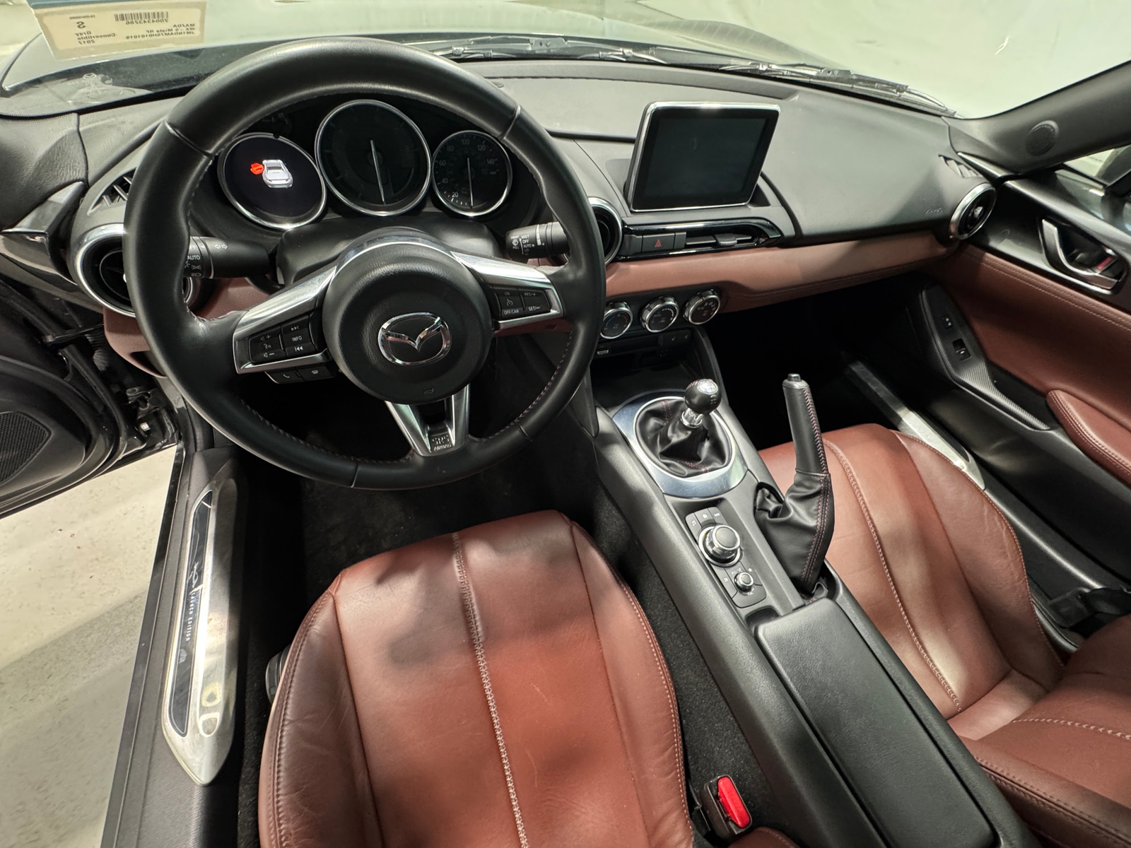 Thumbnail: 2017 Mazda MX-5 Miata - 2