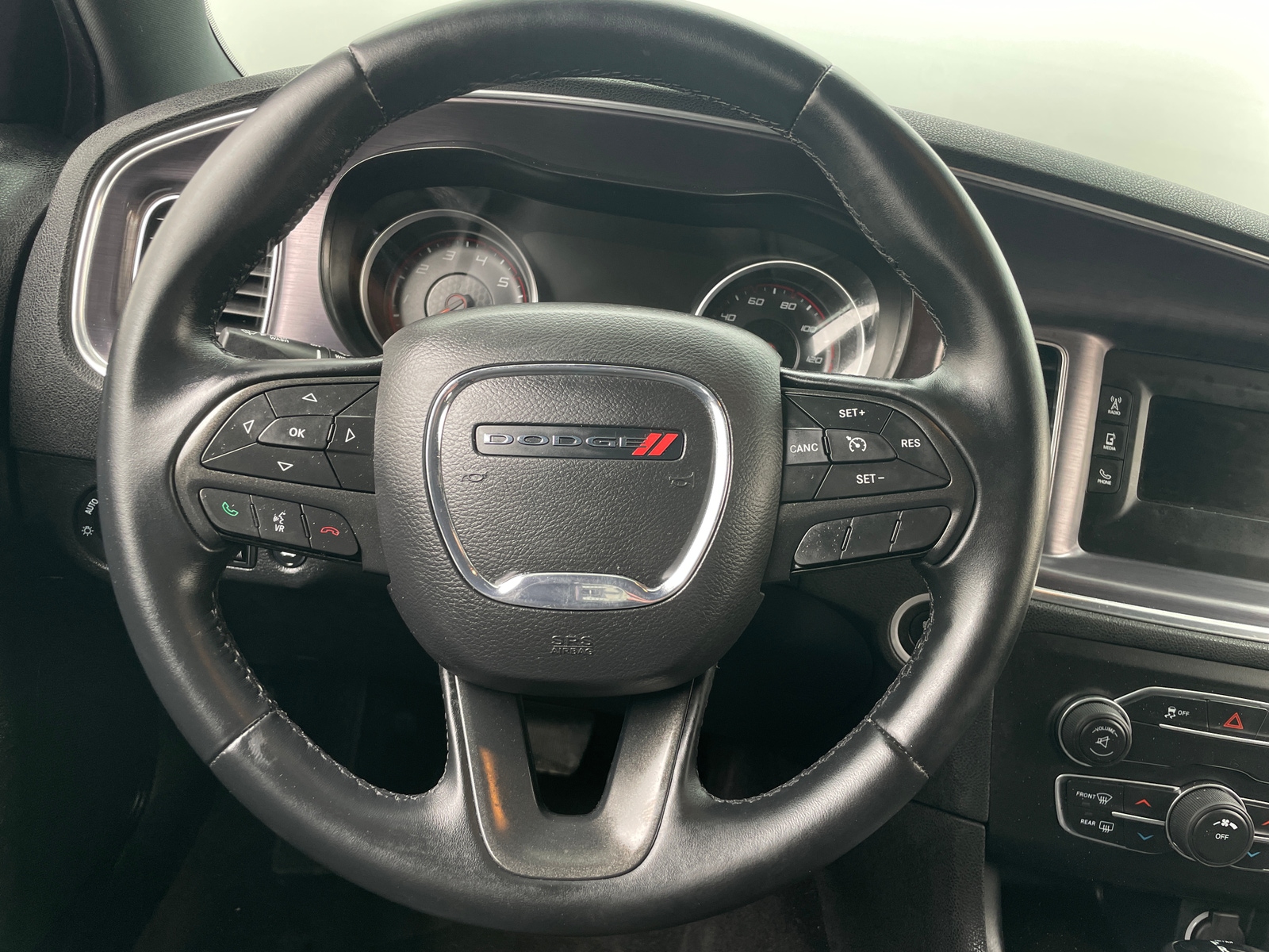 Thumbnail: 2016 Dodge Charger - 5