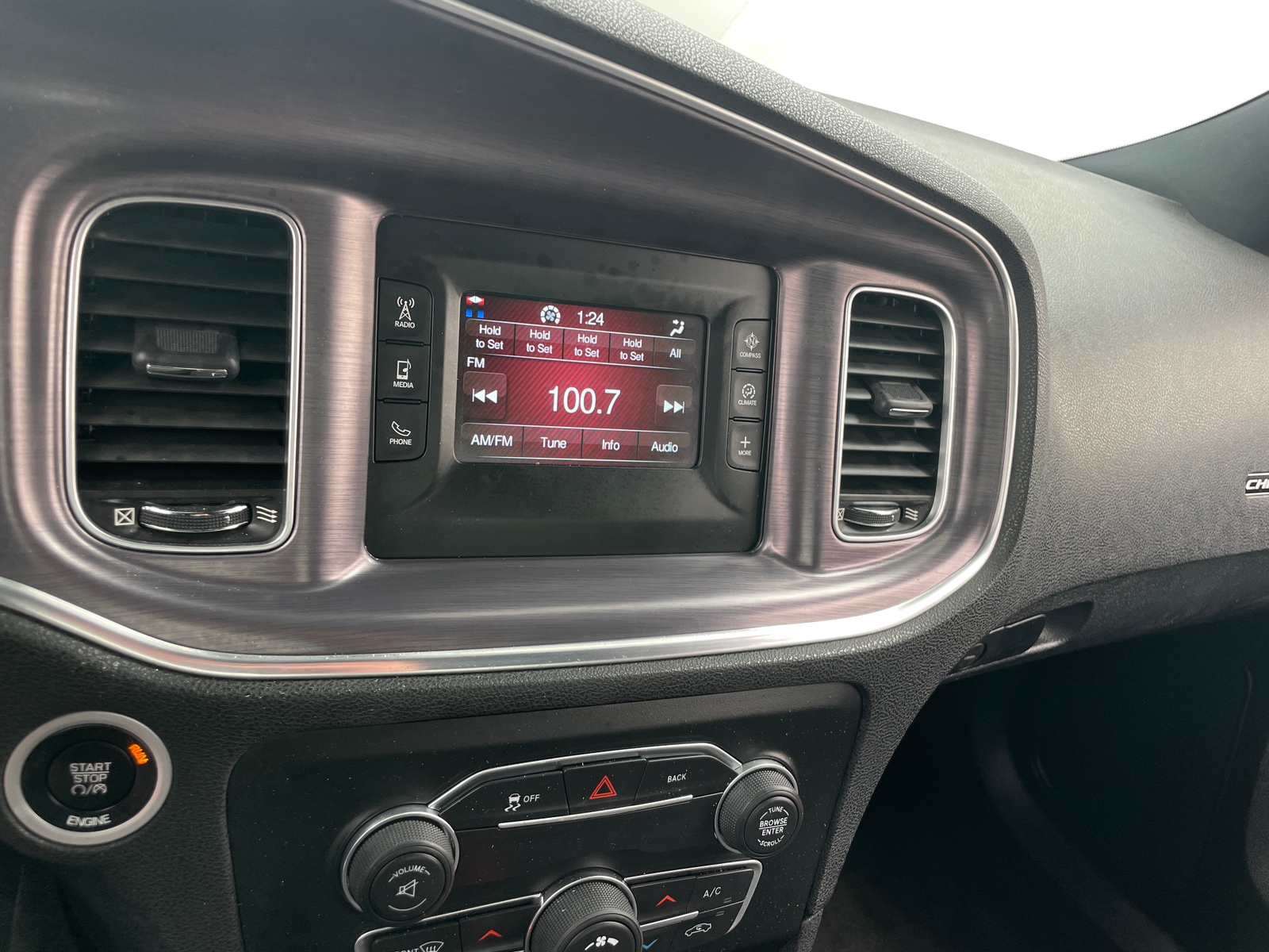 Thumbnail: 2016 Dodge Charger - 4