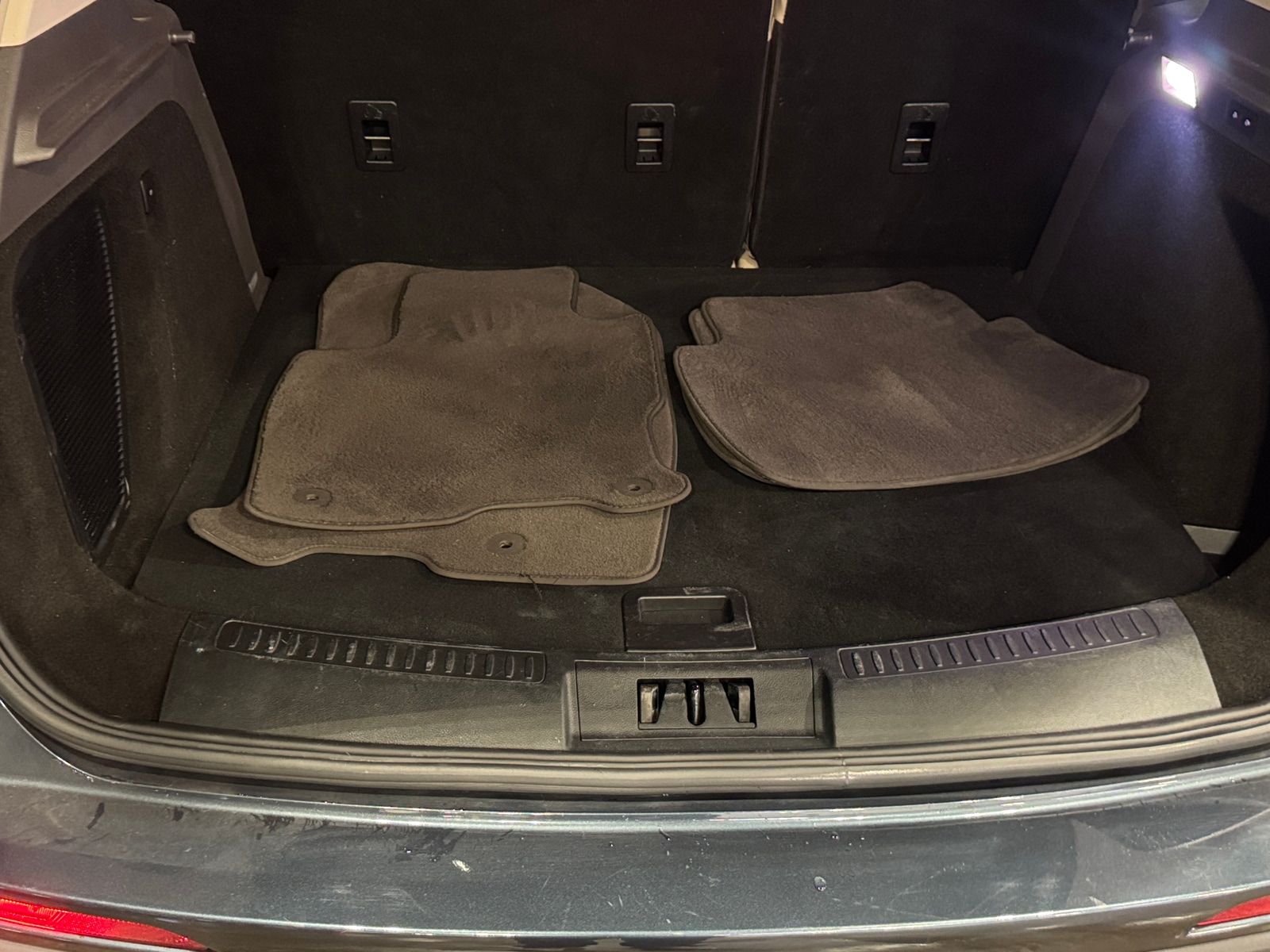 Thumbnail: 2021 Lincoln Corsair - 6