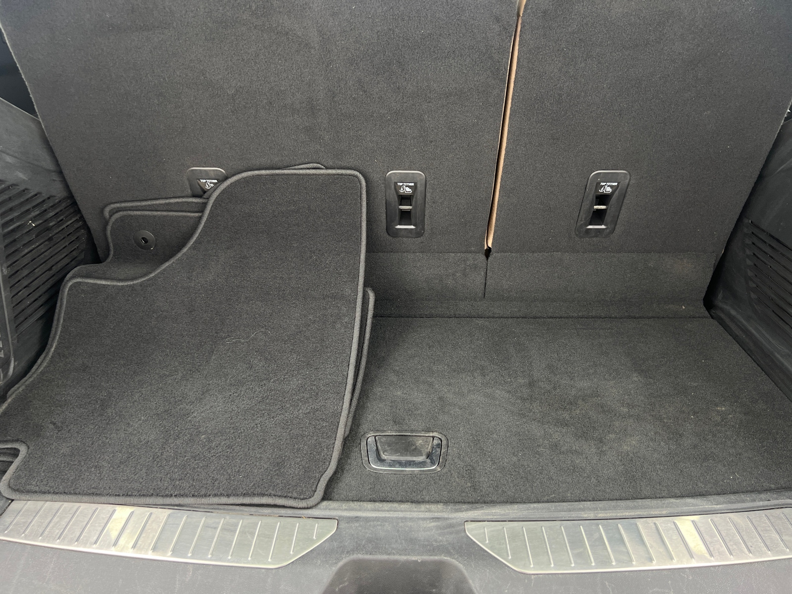 Thumbnail: 2023 Chevrolet Tahoe - 6