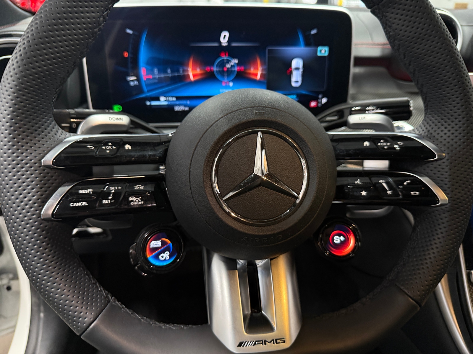 Thumbnail: 2024 Mercedes-Benz C-Class - 4